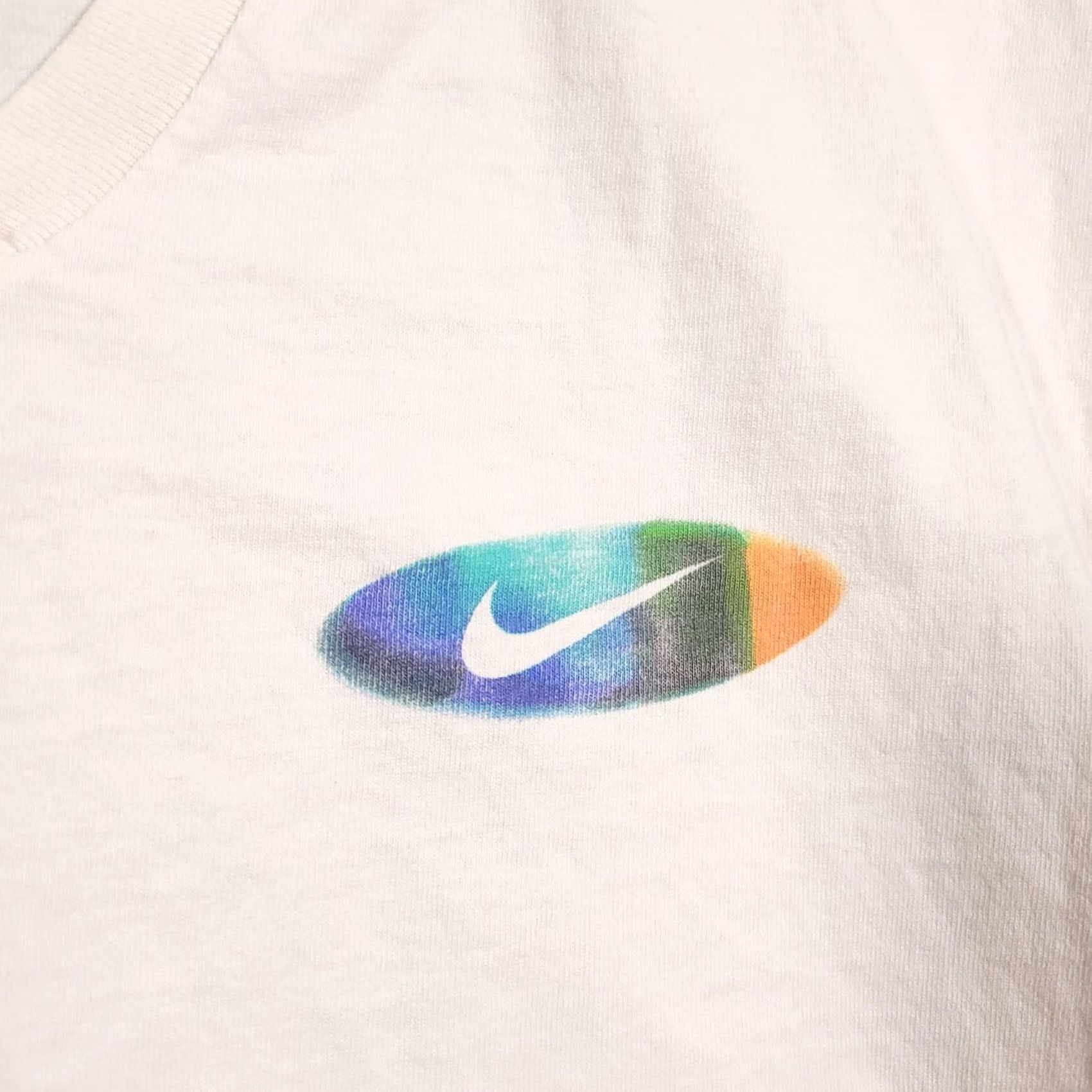 Nike VINTAGE Nike Soar Double-Sided T Shirt Mens M V-Neck USA Made Grunge Streetwear 90s Swoosh White Short Sleeve Shirt Mens Size US M / EU 48-50 / 2 - 3 Thumbnail