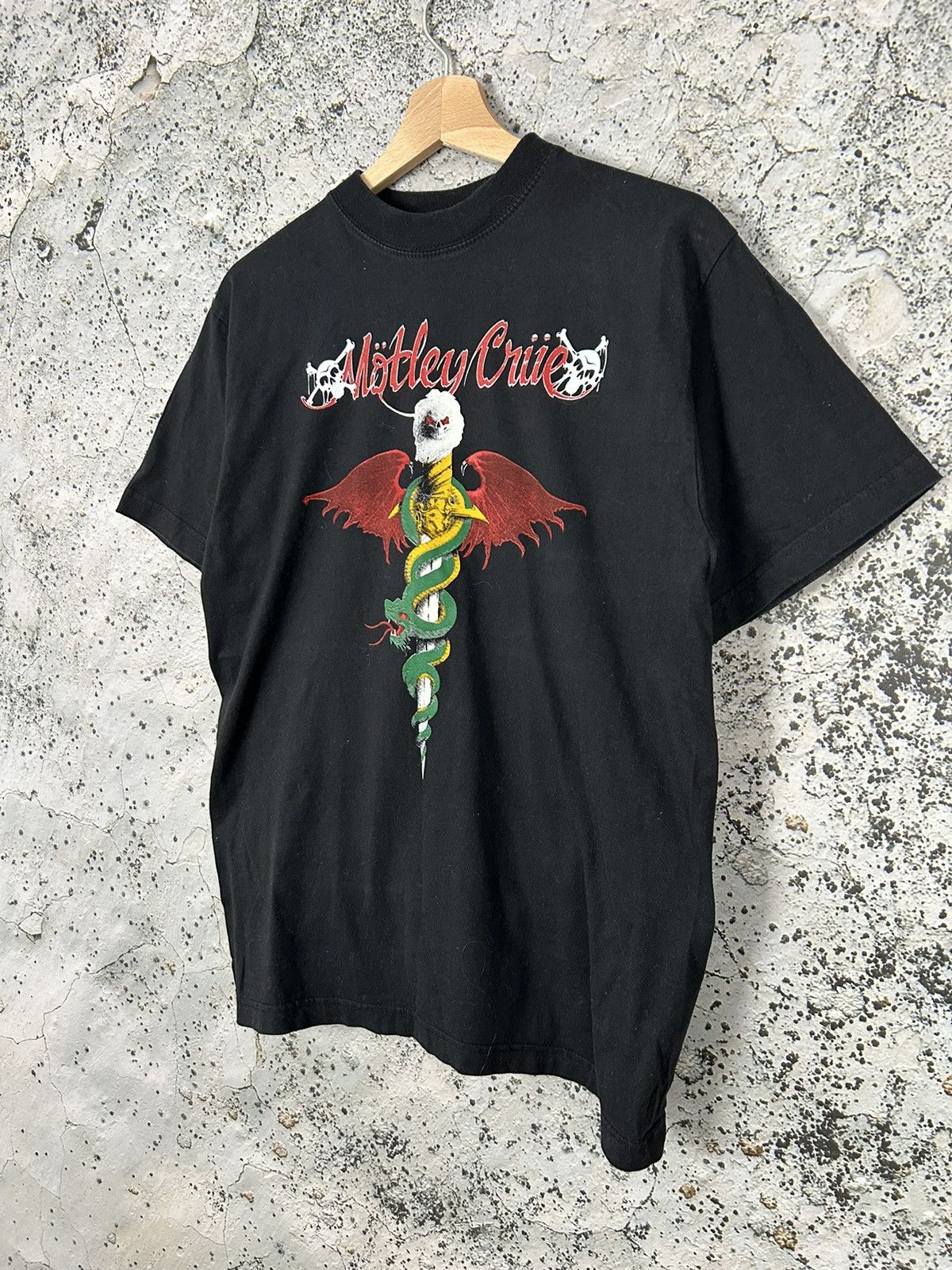 Band Tees Vintage Motley Crue Rock Band Tee Metal Grunge Punk Size US S / EU 44-46 / 1 - 2 Thumbnail