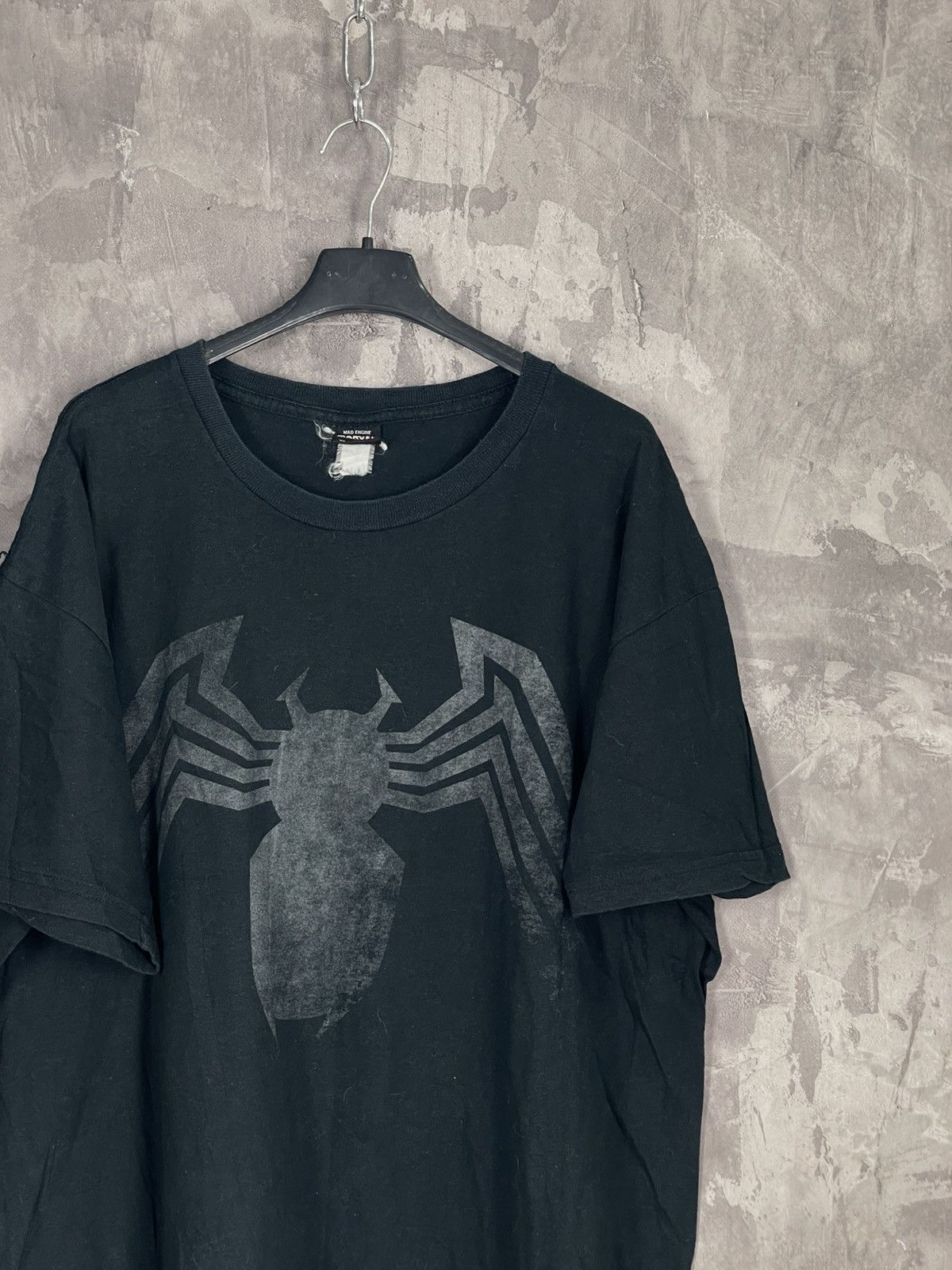 Marvel Comics × Vintage Vintage nicely faded Y2K universal Spider-Man T-shirt Size US L / EU 52-54 / 3 - 4 Thumbnail