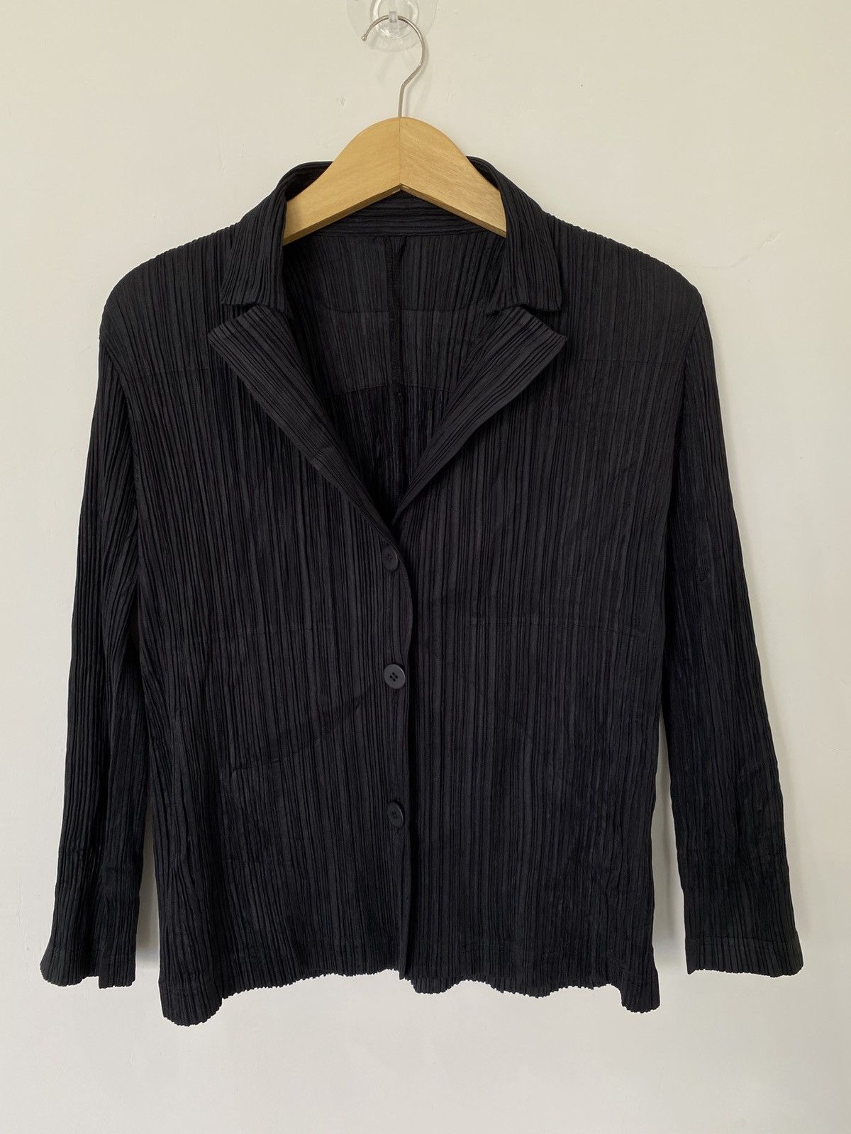 Designer × Issey Miyake × Pleats Please Issey Miyake pleats please issey miyake black top blouse blazer Size M / US 6-8 / IT 42-44 - 1 Thumbnail