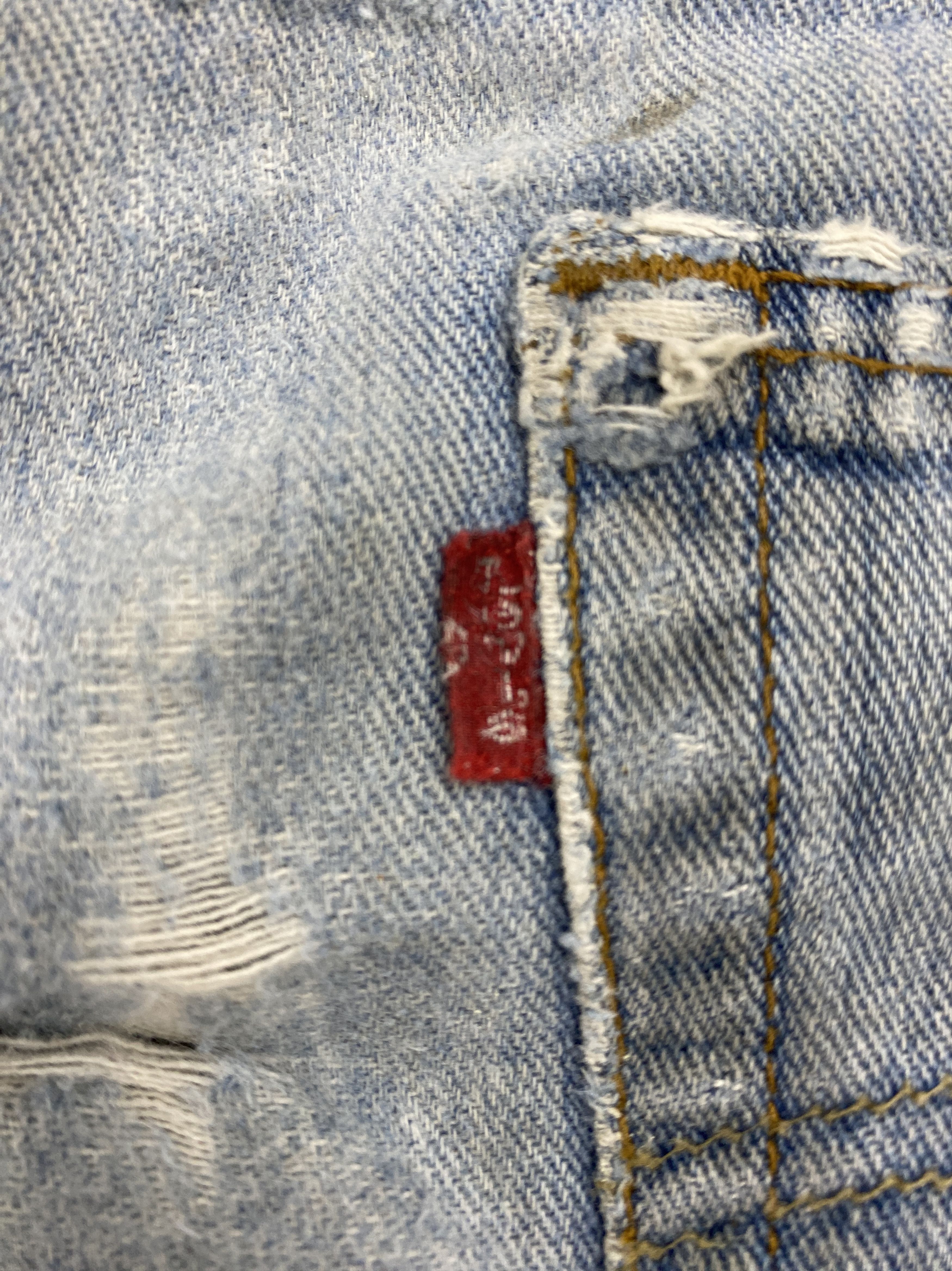 Levi's × Vintage Distressed Vintage Levis 550 Relaxed Fit Jeans Size US 28 / EU 44 - 6 Thumbnail