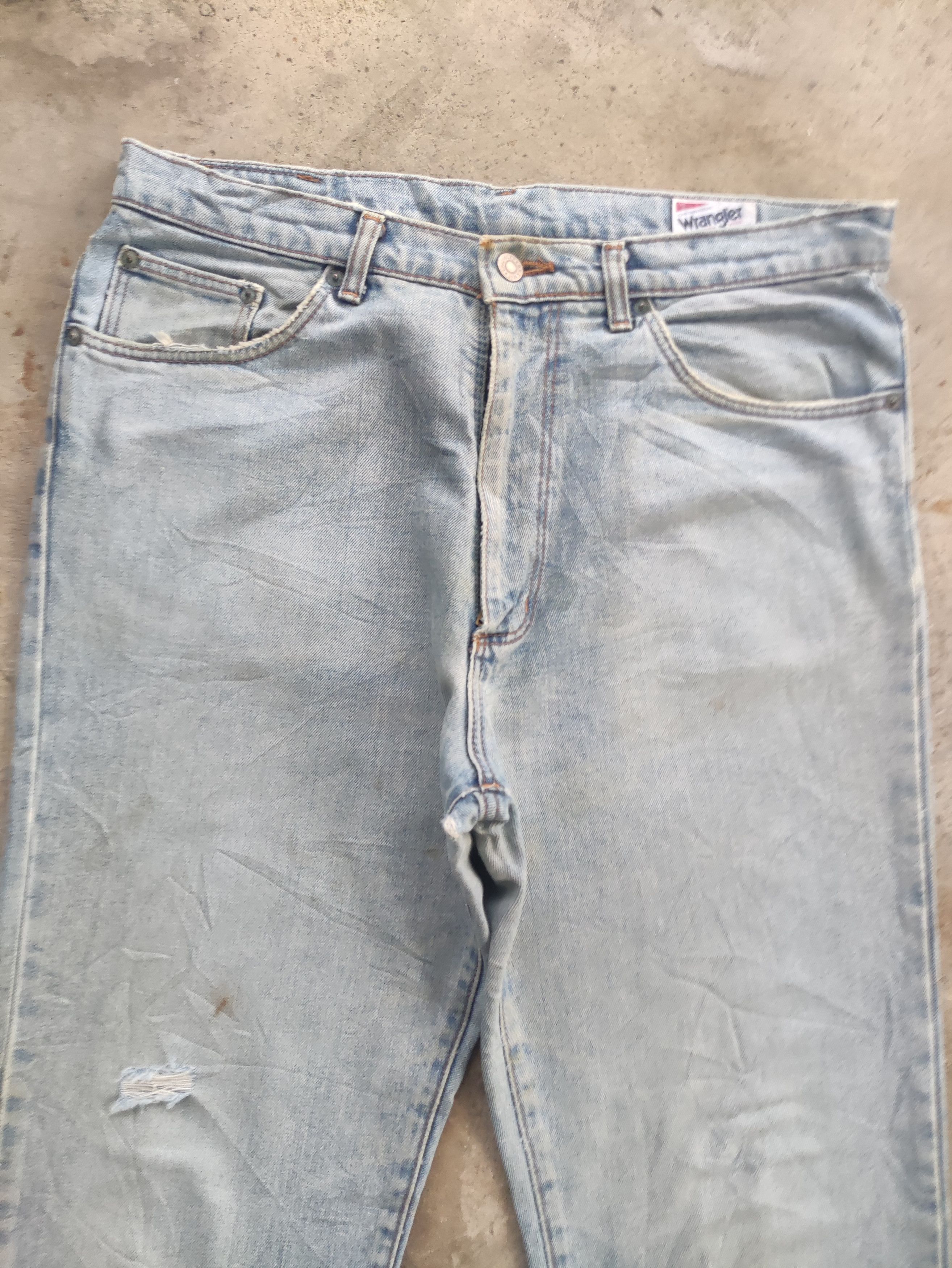 Wrangler Vintage Wrangler Distressed Faded Denim Pants Size US 34 / EU 50 - 3 Thumbnail