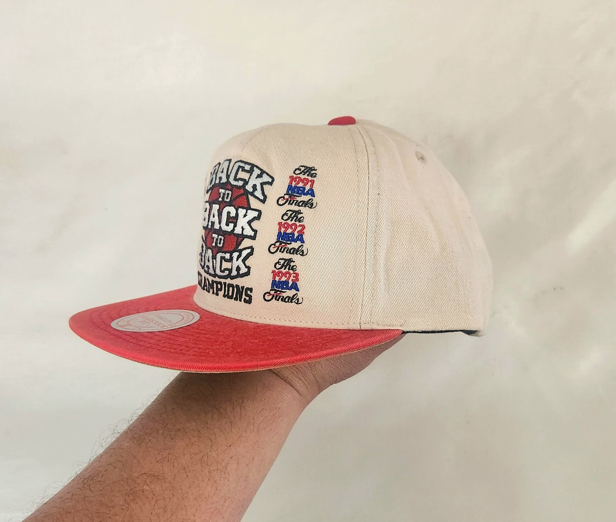 Mitchell & Ness Mitchell & Ness Chicago Bulls Back To Back 91-93 Champs Size ONE SIZE - 2 Thumbnail