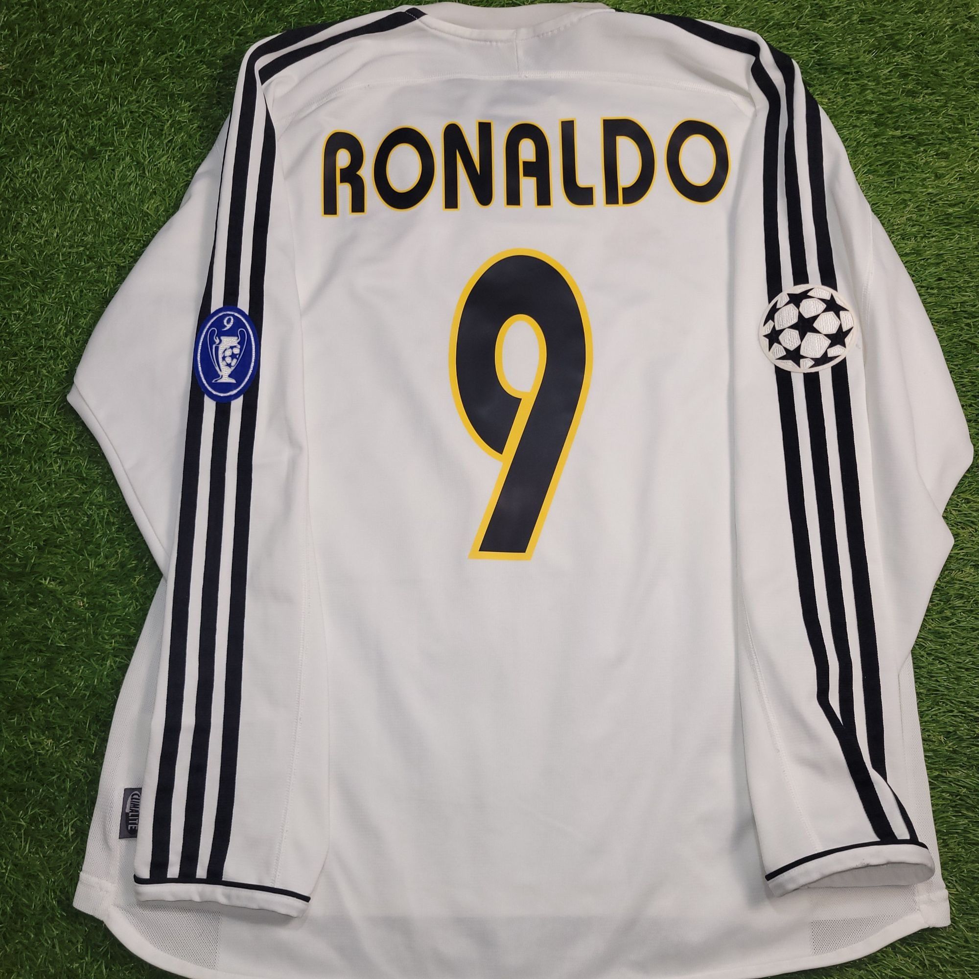 Maillots de foot vintage / rétro - The Football Market - Maillot vintage domicile Real Madrid #5