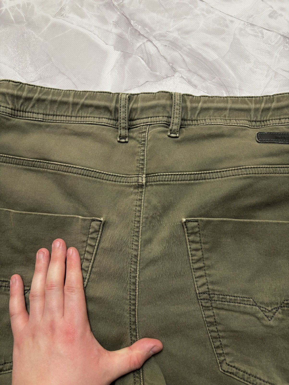 Diesel Diesel Krooley-Ne Jogg Jeans Sweatpants Khaki Green Mens 30 Size US 30 / EU 46 - 12 Thumbnail