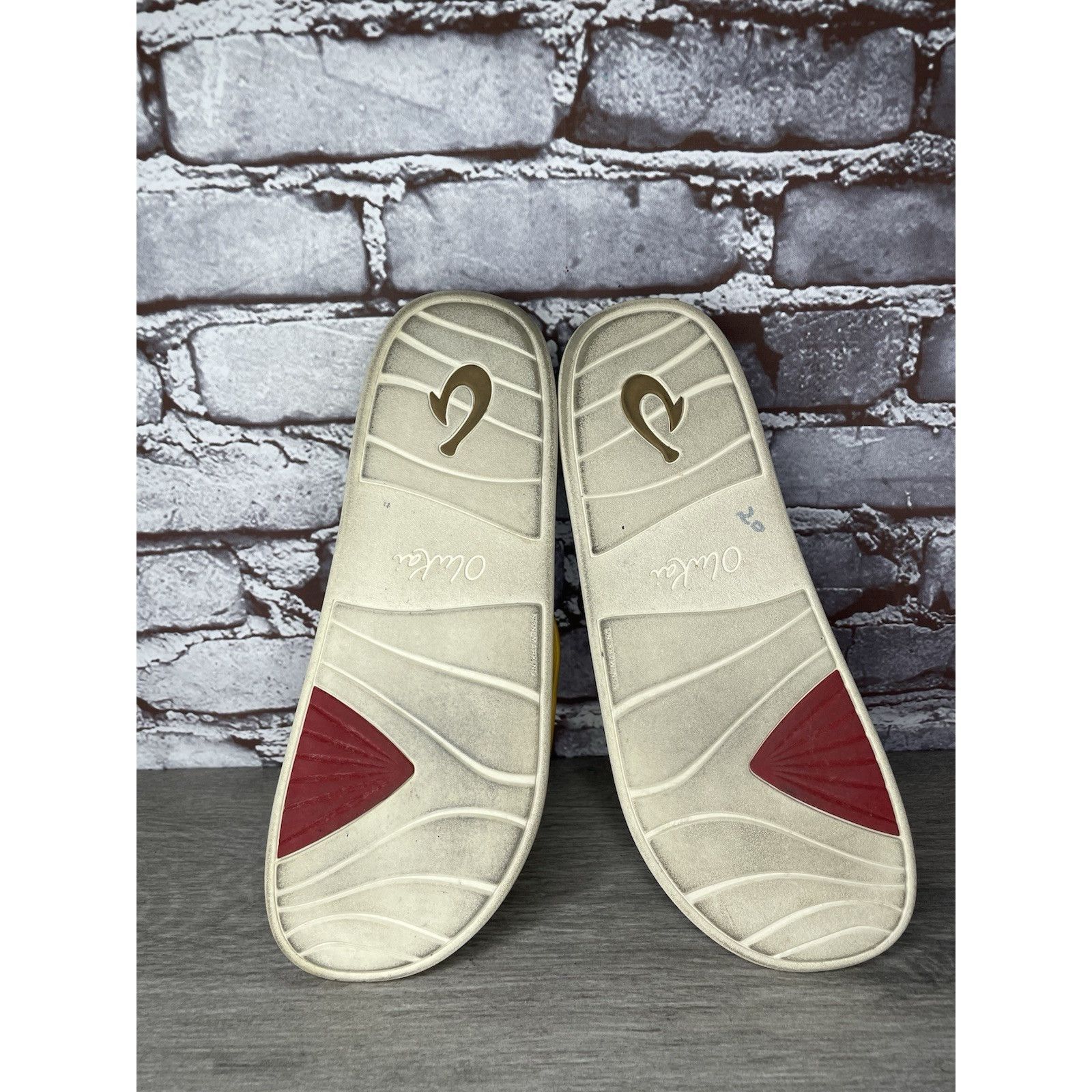 Olukai Olukai Pihapiha Gold Leather Beach Slides Casual Sandals Wom Size US 10 / IT 40 - 21 Thumbnail