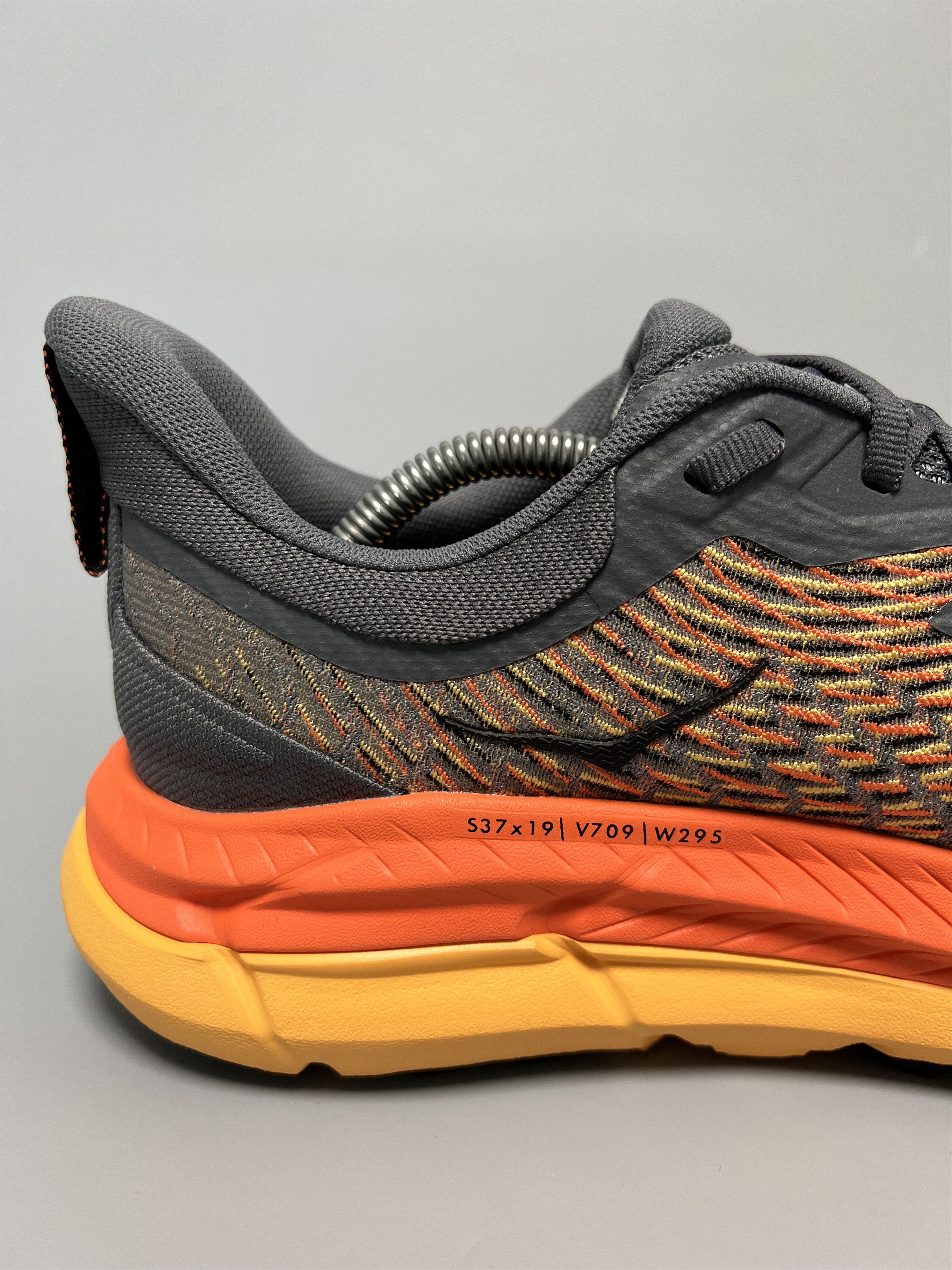 Hoka 9D Hoka One One Mafate Speed 4 Trail Running Shoes Size US 9 / EU 42 - 6 Thumbnail
