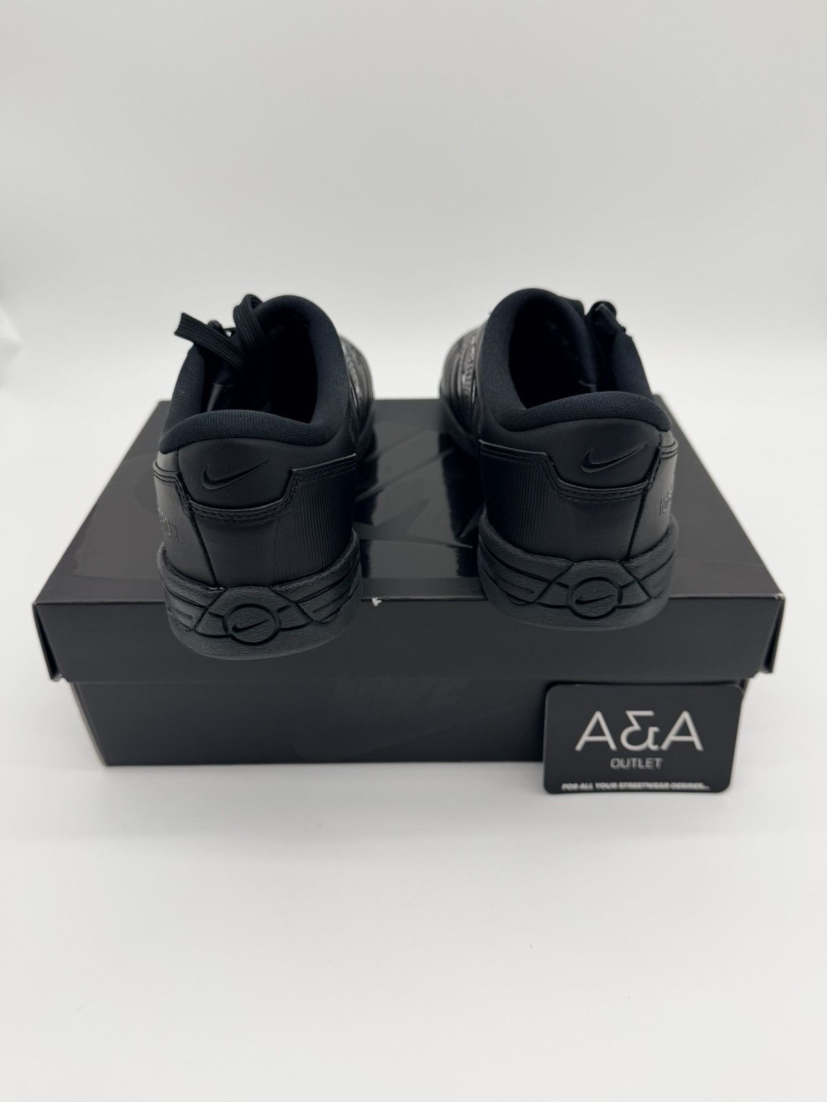 Nike Nike Total 90 Triple Black US 7.5 Brand New Free Shipping Size US 7.5 / IT 37.5 - 4 Thumbnail