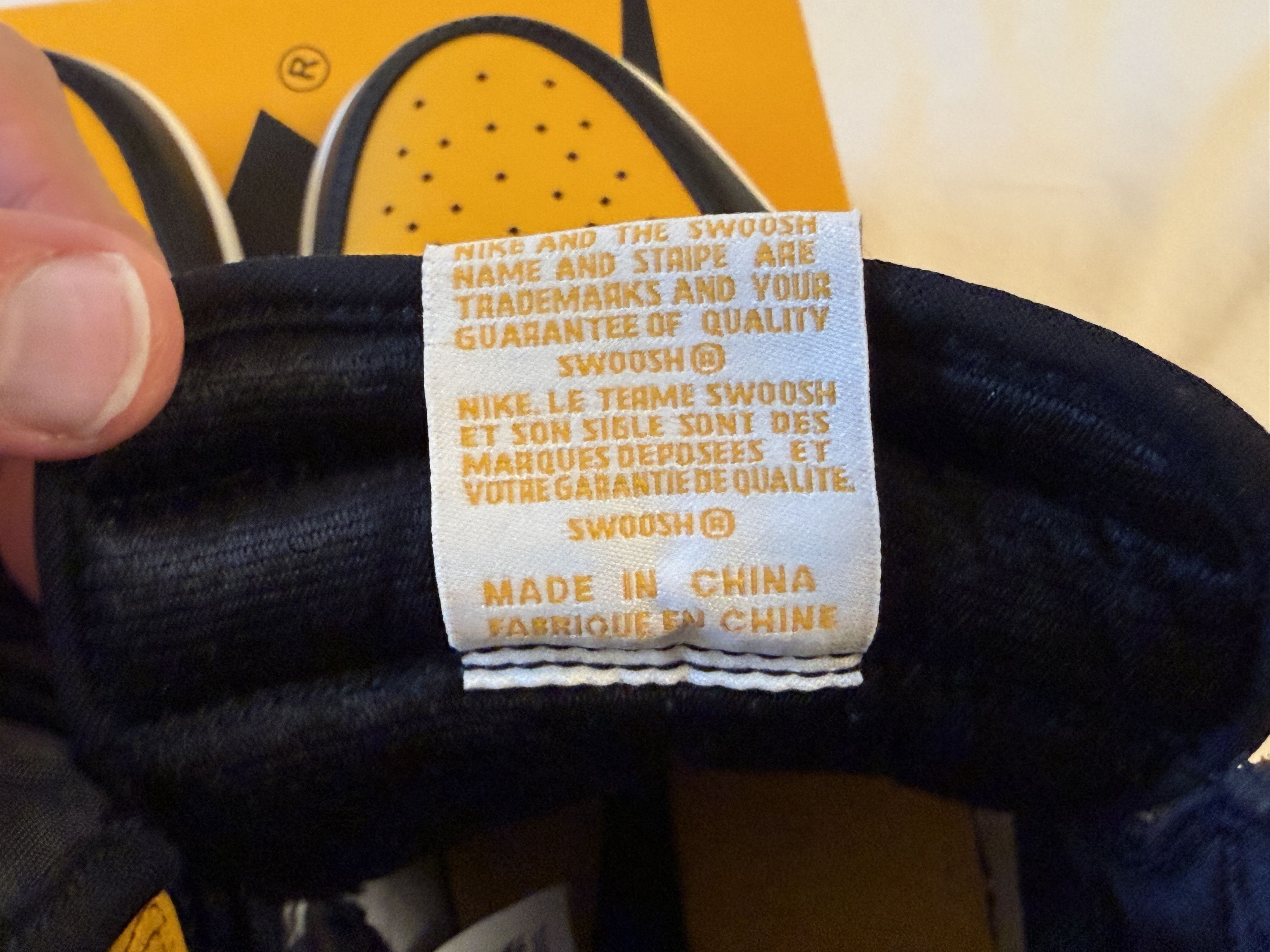 Jordan Brand Jordan 1 High OG Taxi - Men's Size 8 Size US 8 / EU 41 - 7 Thumbnail