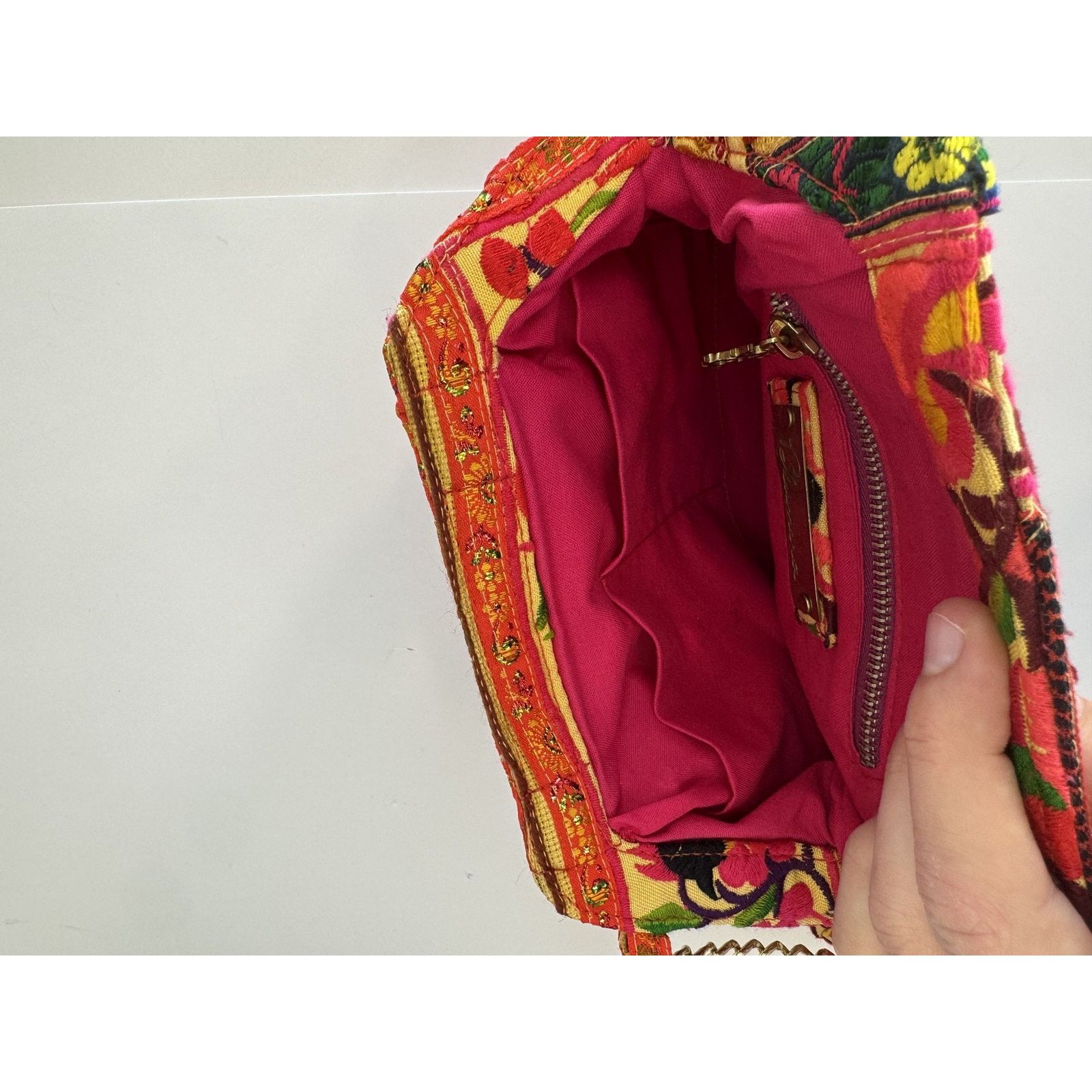 Tory Burch Blumera Clutch Pink Red Embroidered Floral Gold Chain Purse Size ONE SIZE - 5 Thumbnail