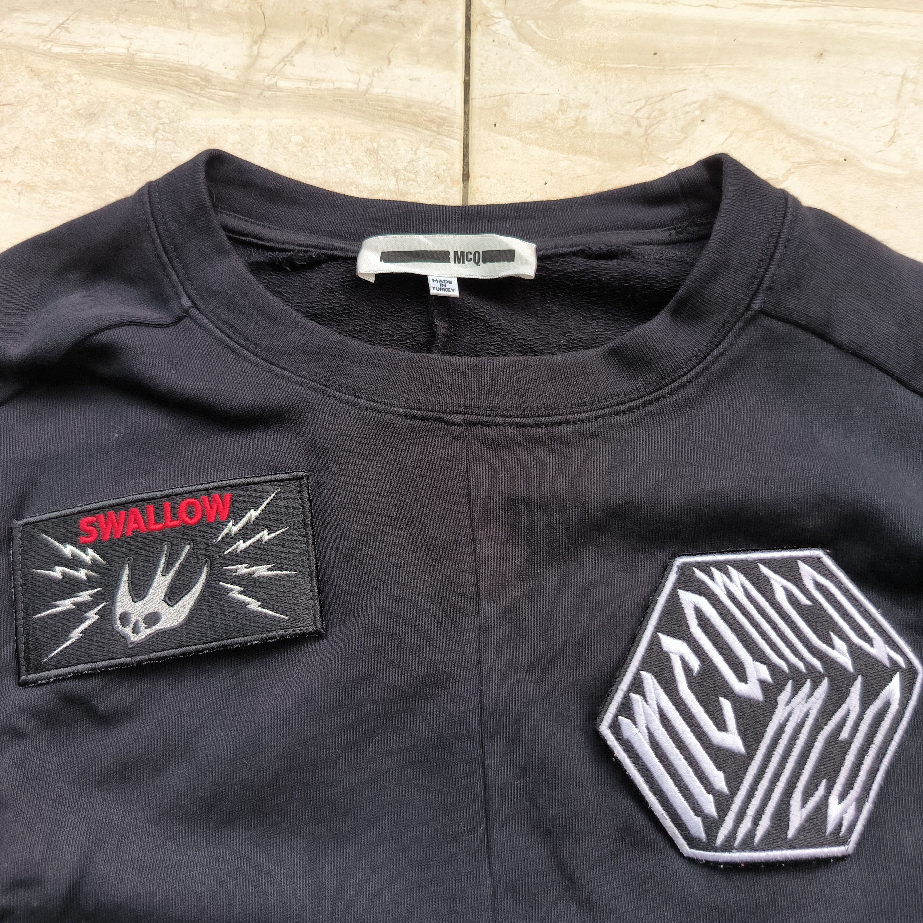 Alexander McQueen Alexander McQueen Patch Crew Sweatshirt Size US M / EU 48-50 / 2 - 2 Thumbnail