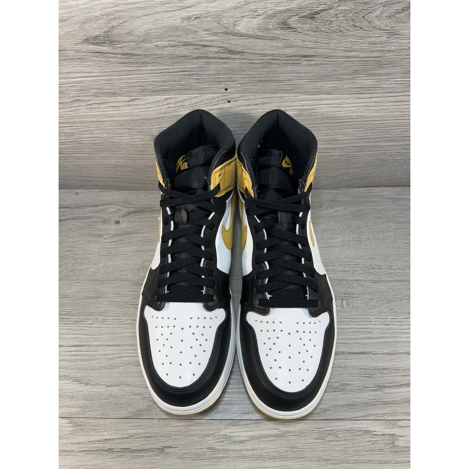 Jordan Brand Air Jordan 1 Retro OG High - Yellow Ochre - Size 10.5 Size US 10.5 / EU 43-44 - 4 Thumbnail