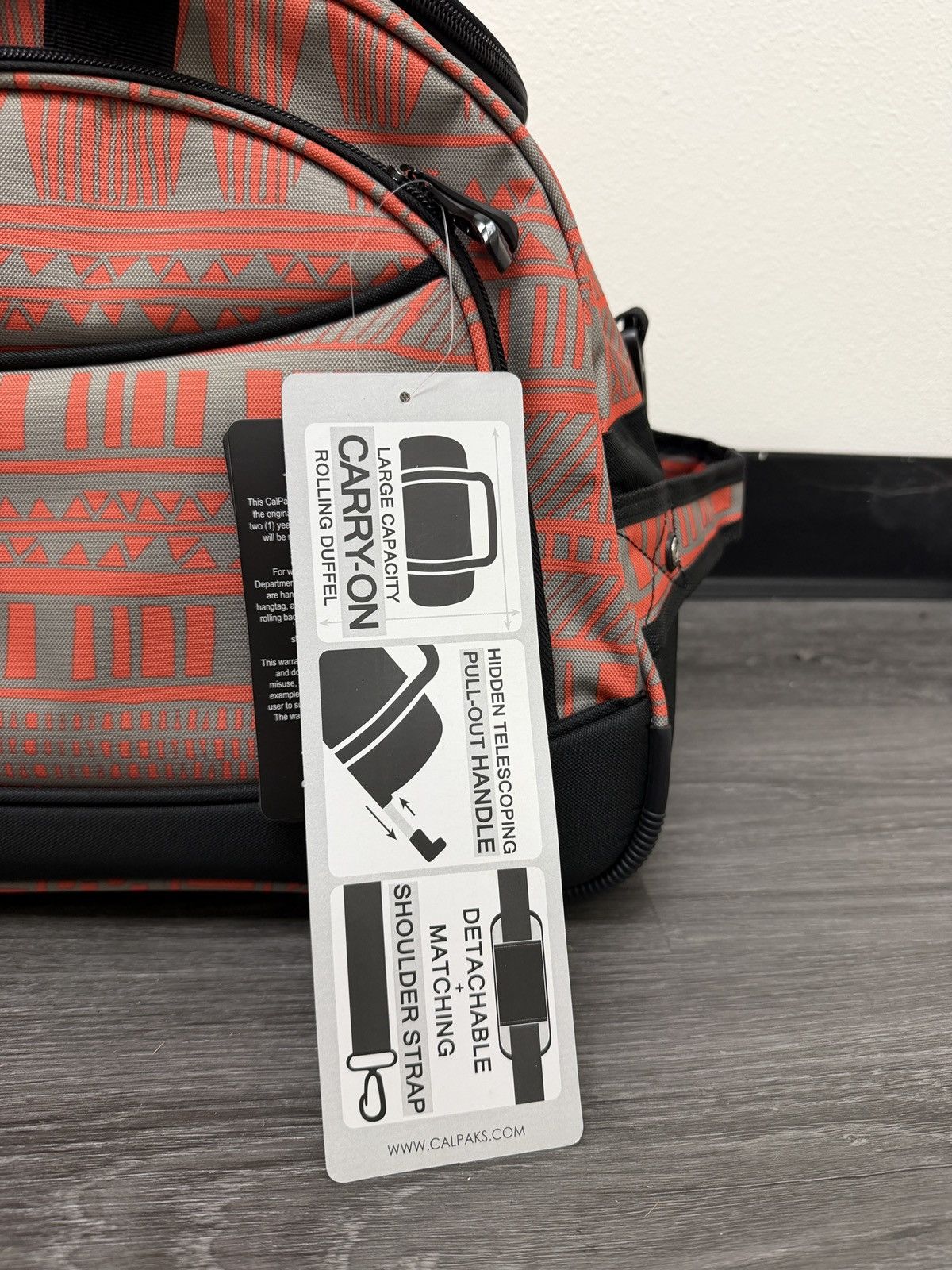 Other CALPAK Carry On Luggage Rolling Duffel Bag Wheels 21x13x11 Size ONE SIZE - 3 Thumbnail