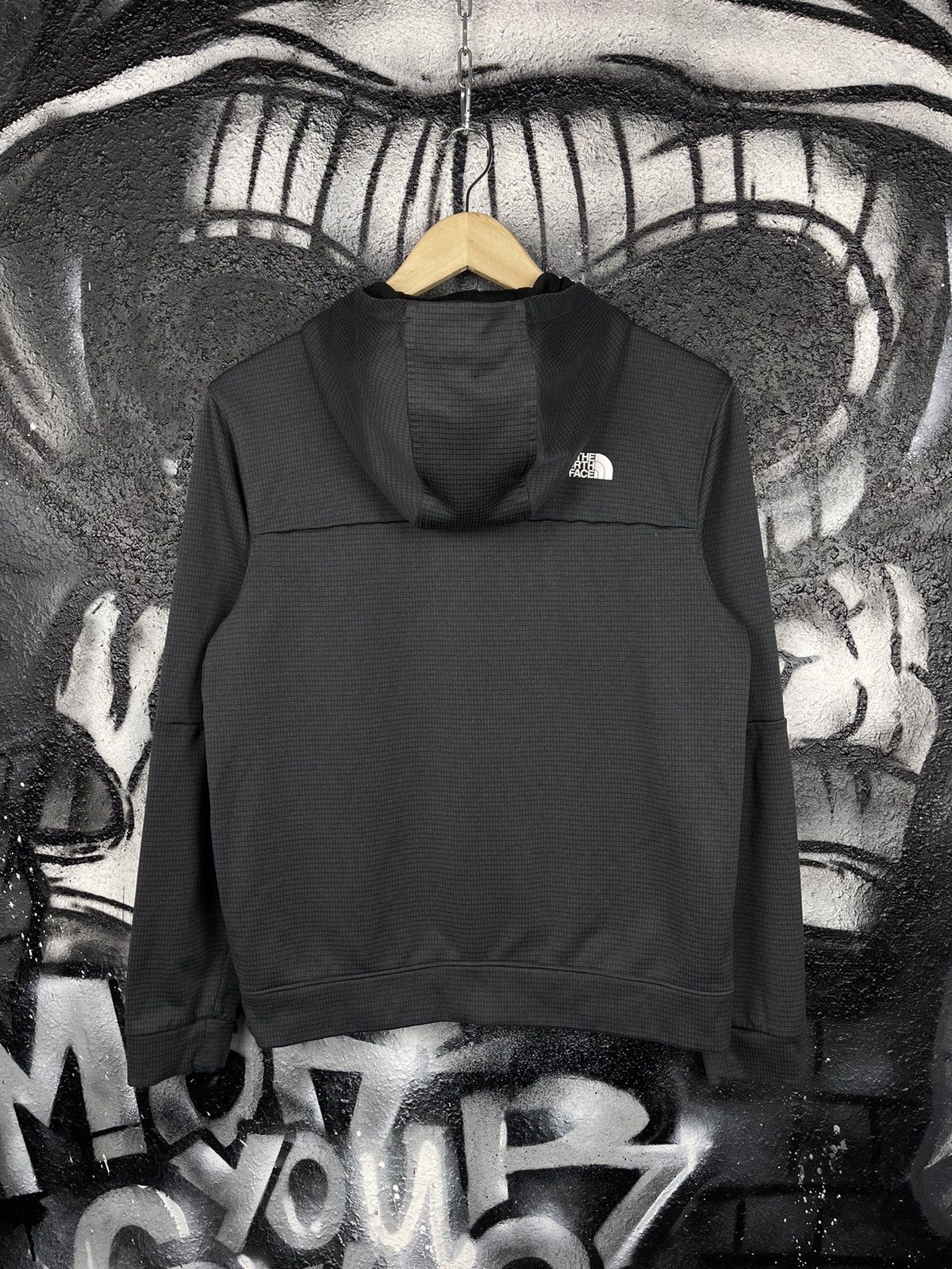 The North Face The North Face Front Logo Grey Hoodie Men’s Size Small Size US S / EU 44-46 / 1 - 9 Thumbnail