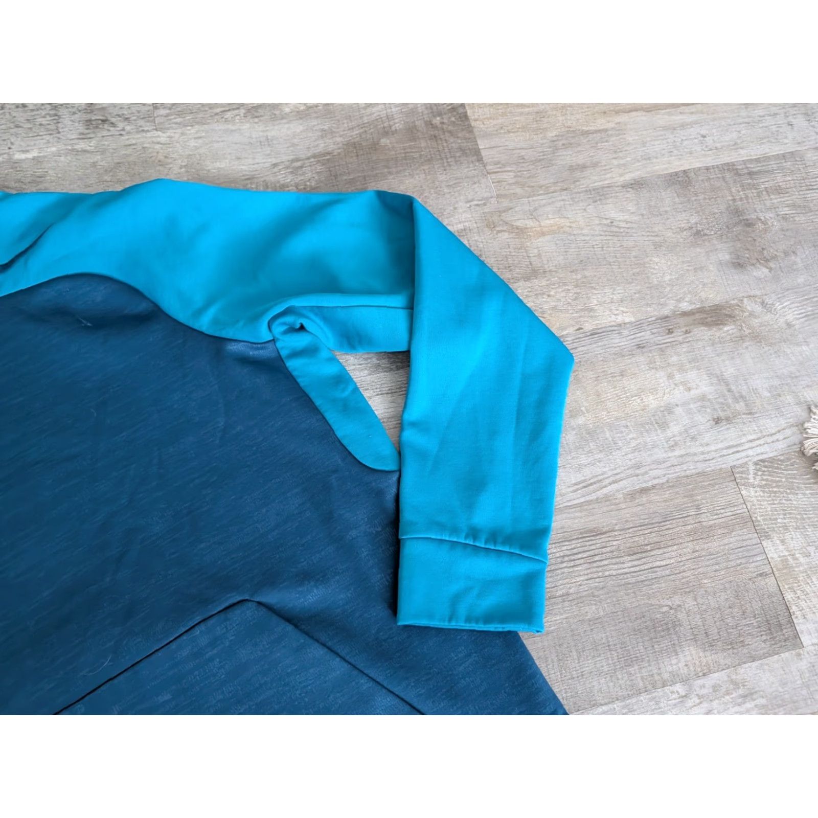 Nike Nike Pro Training Hoodie Mens L Colorblock Blue Fleece 669981-496 Size US L / EU 52-54 / 3 - 3 Thumbnail