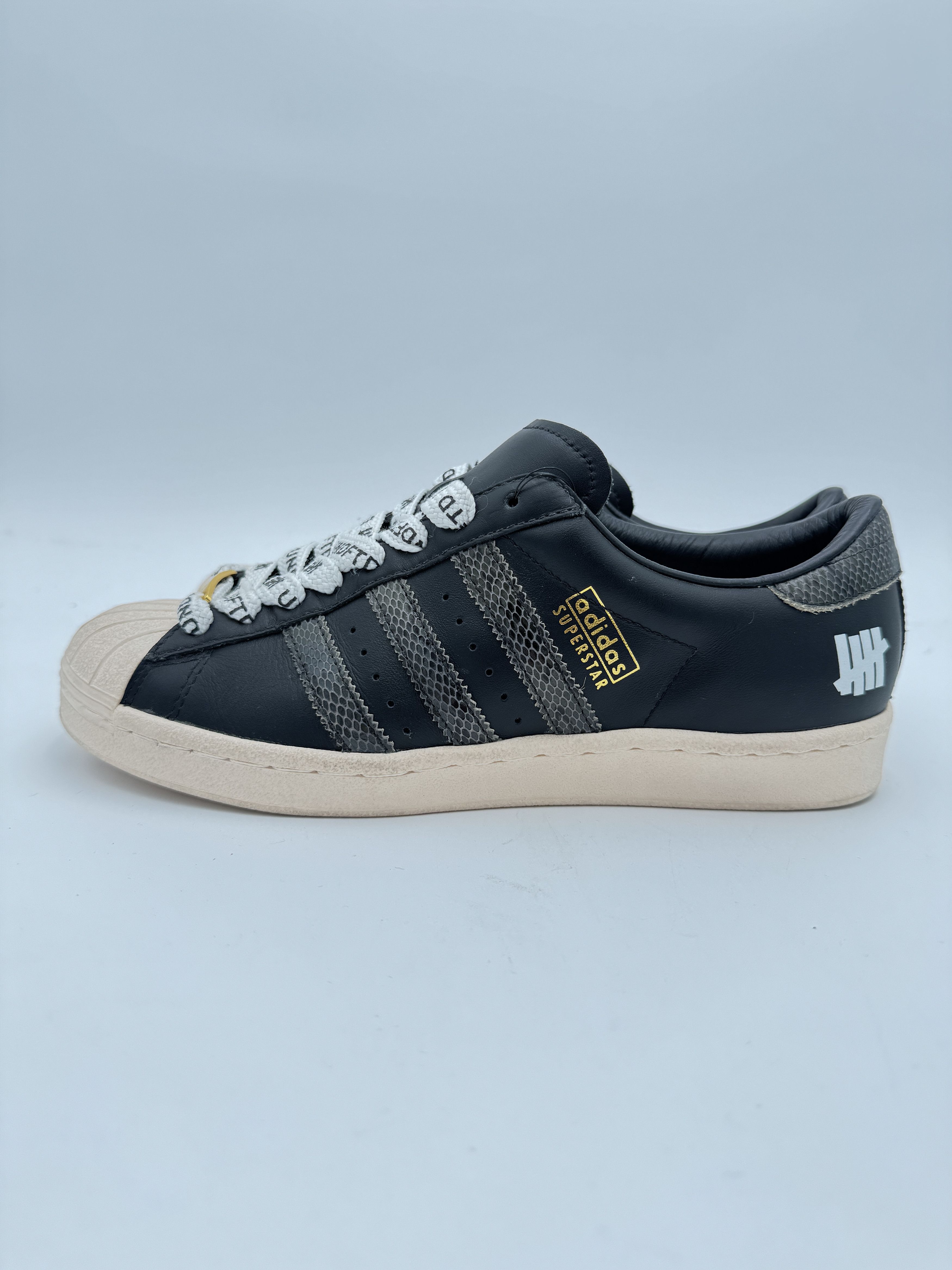 Adidas × Undefeated 1 of 600 Undefeated adidas Superstar 35th Anniversary Size US 9 / EU 42 - 4 Thumbnail