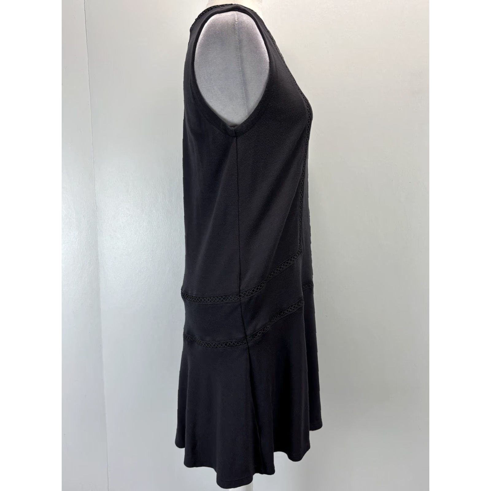 Loft Ann Taylor LOFT Sleeveless Drop Waist Dress Womens M Grey Eyelet Trim Boho Shift Size M / US 6-8 / IT 42-44 - 4 Thumbnail