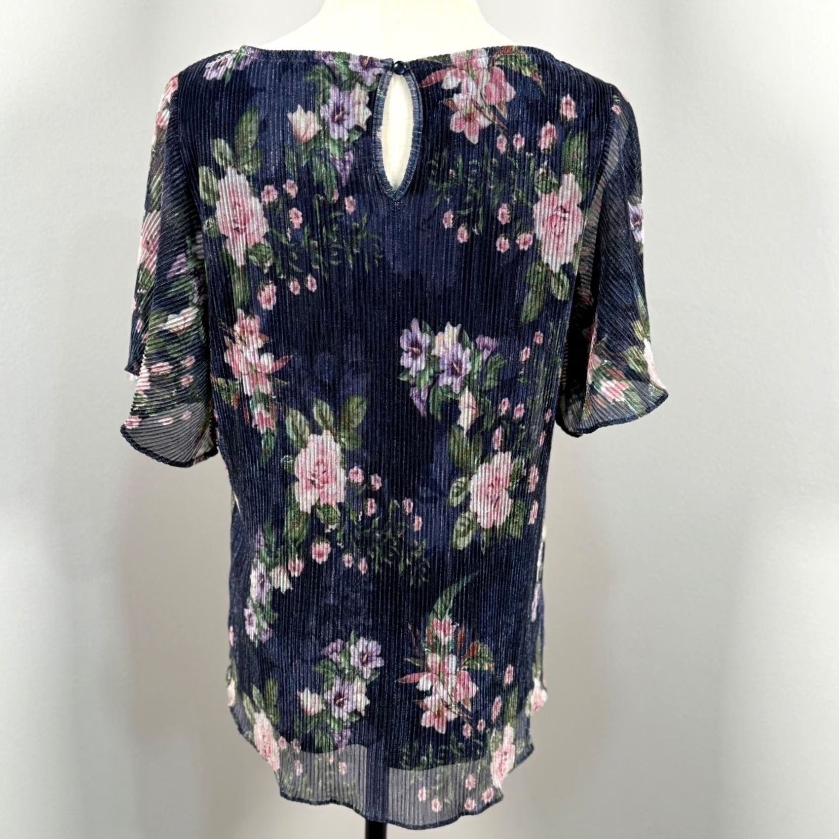 Adrianna Papell Adrianna Papell Blouse S Flutter Sleeve Crew Neck Pleated Floral Shimmer Navy Multicolor Top Size S / US 4 / IT 40 - 3 Thumbnail