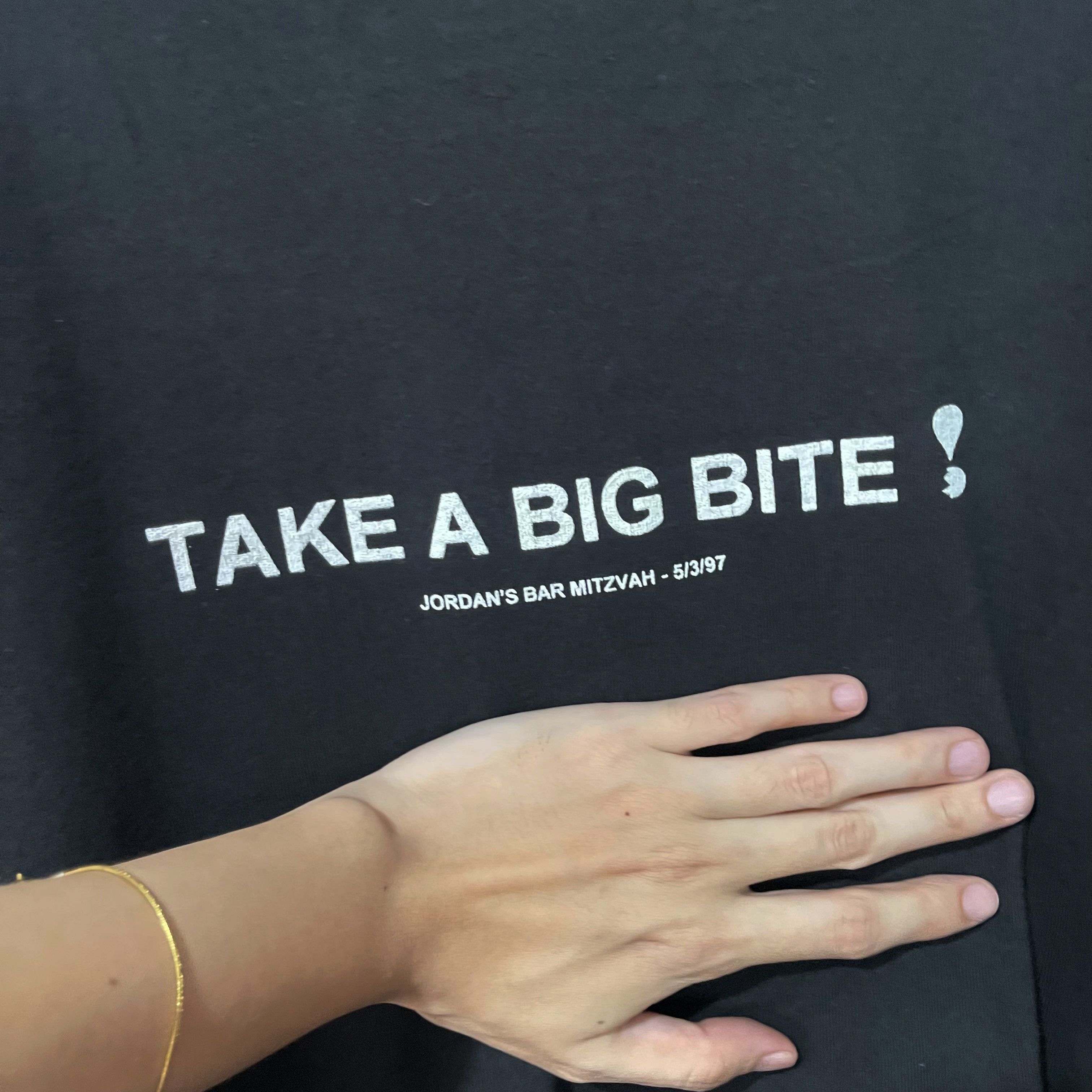 Vintage Vintage 90s Life is Sweet Take A Big Bite Shirt Size US XL / EU 56 / 4 - 4 Thumbnail