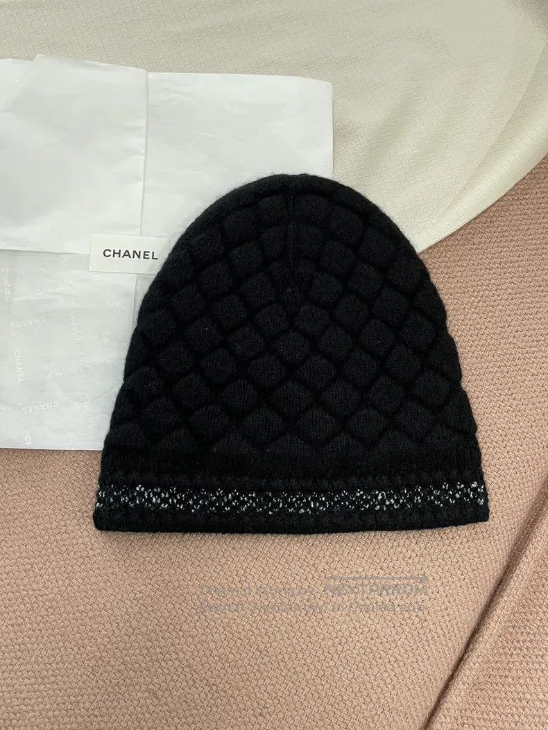 Chanel Chanel 26C new black cashmere knitted cold hat Size ONE SIZE - 2 Thumbnail