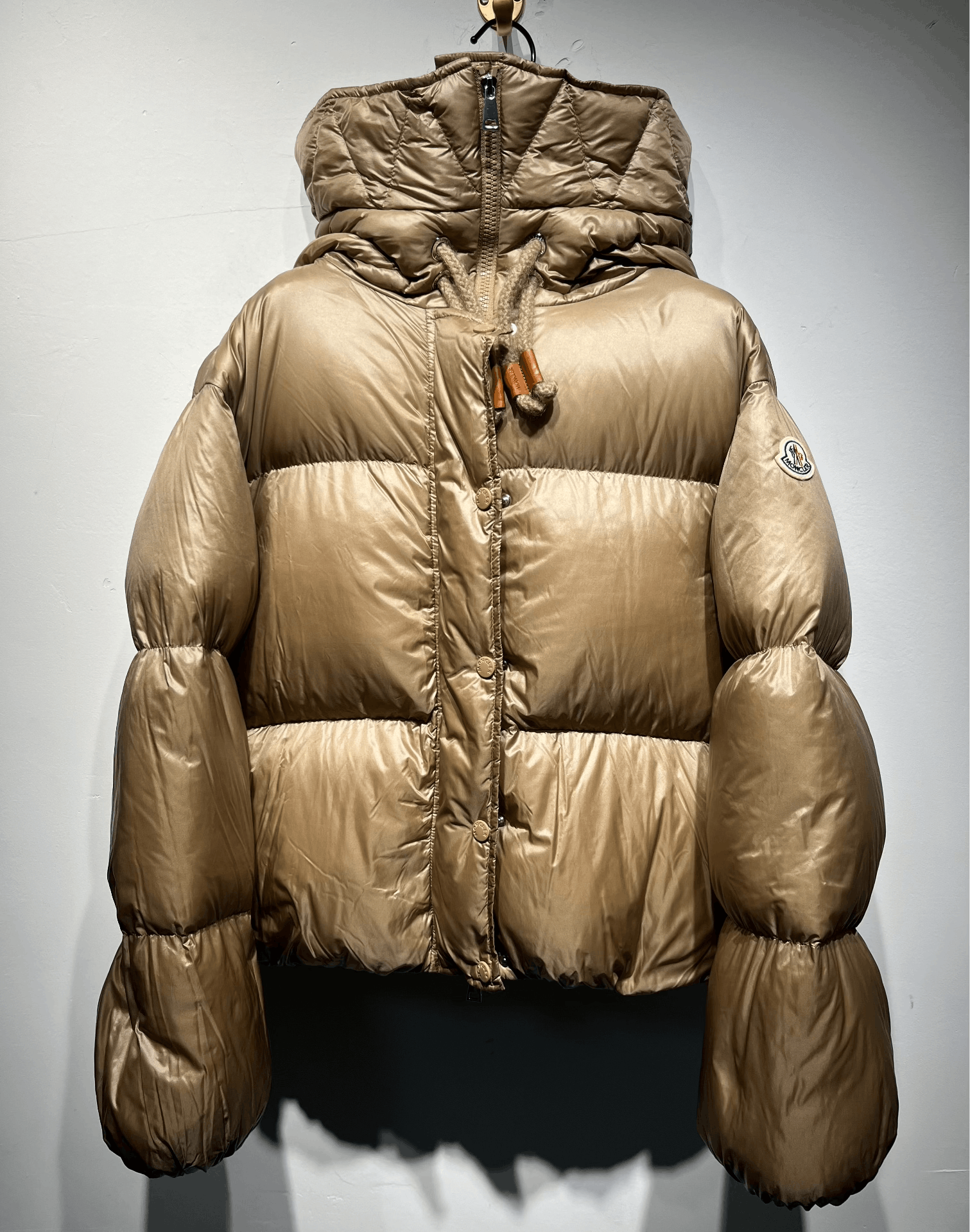 Moncler Moncler Beige Down Jacket 0 Women Size XS / US 0-2 / IT 36-38 - 1 Thumbnail