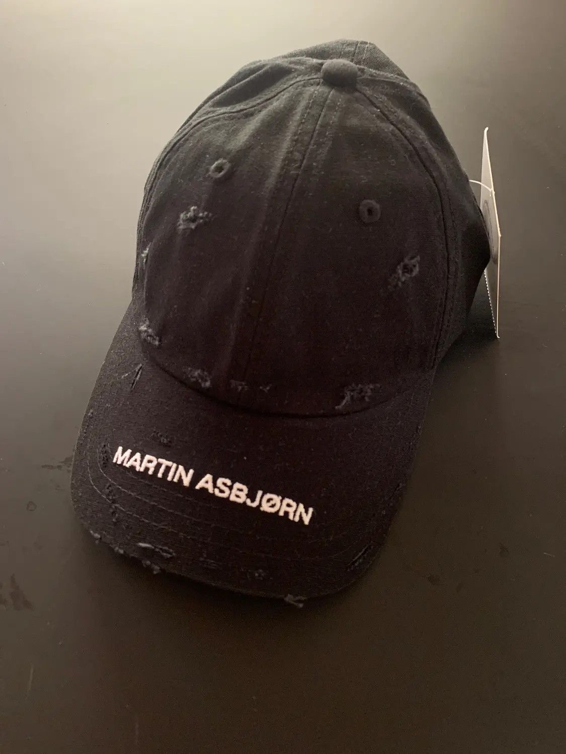 Martin Asbjorn distressed black logo cap sample one size