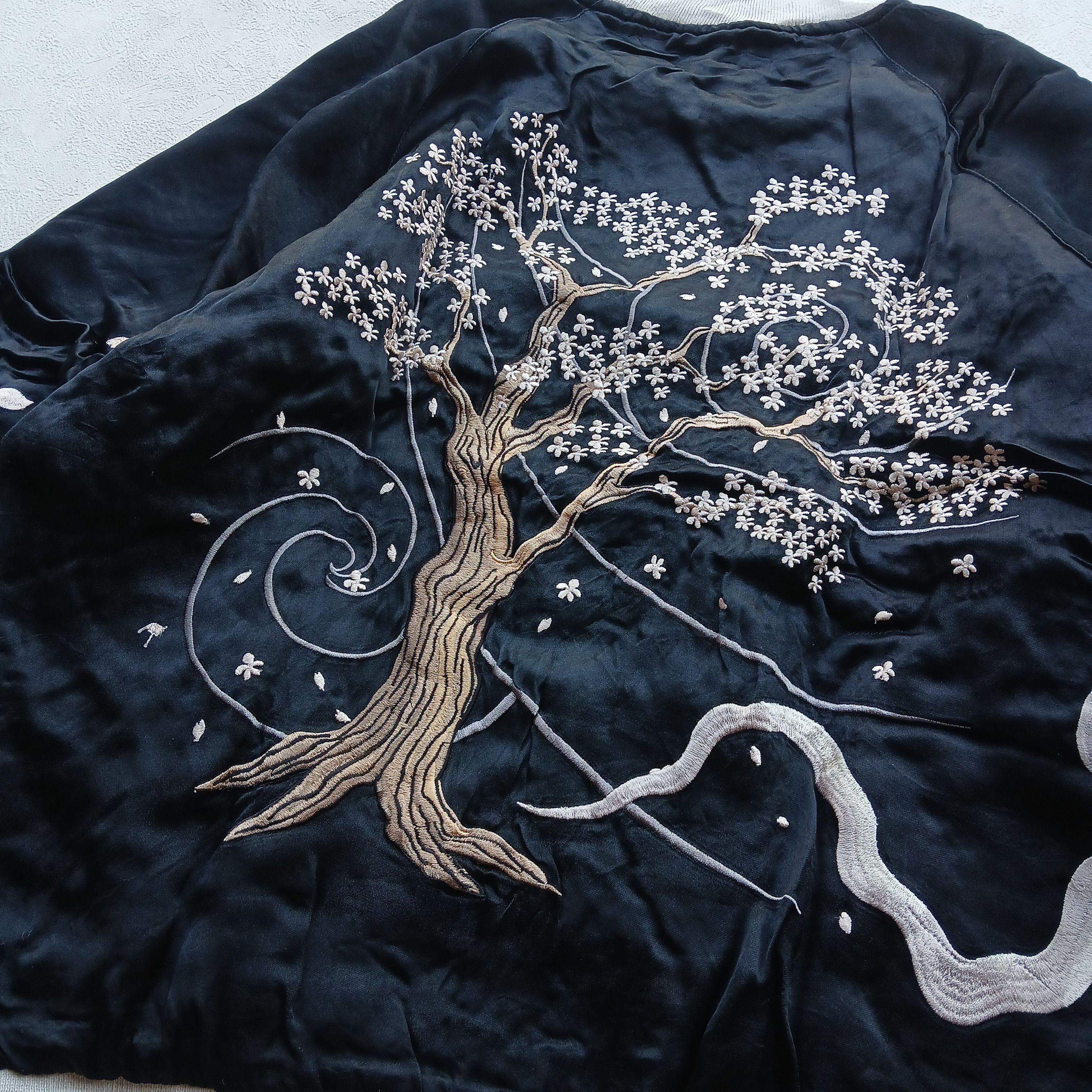 Anime × Vintage Vintage Sukajan anime gegege no kitaro reversible Size US L / EU 52-54 / 3 - 3 Thumbnail