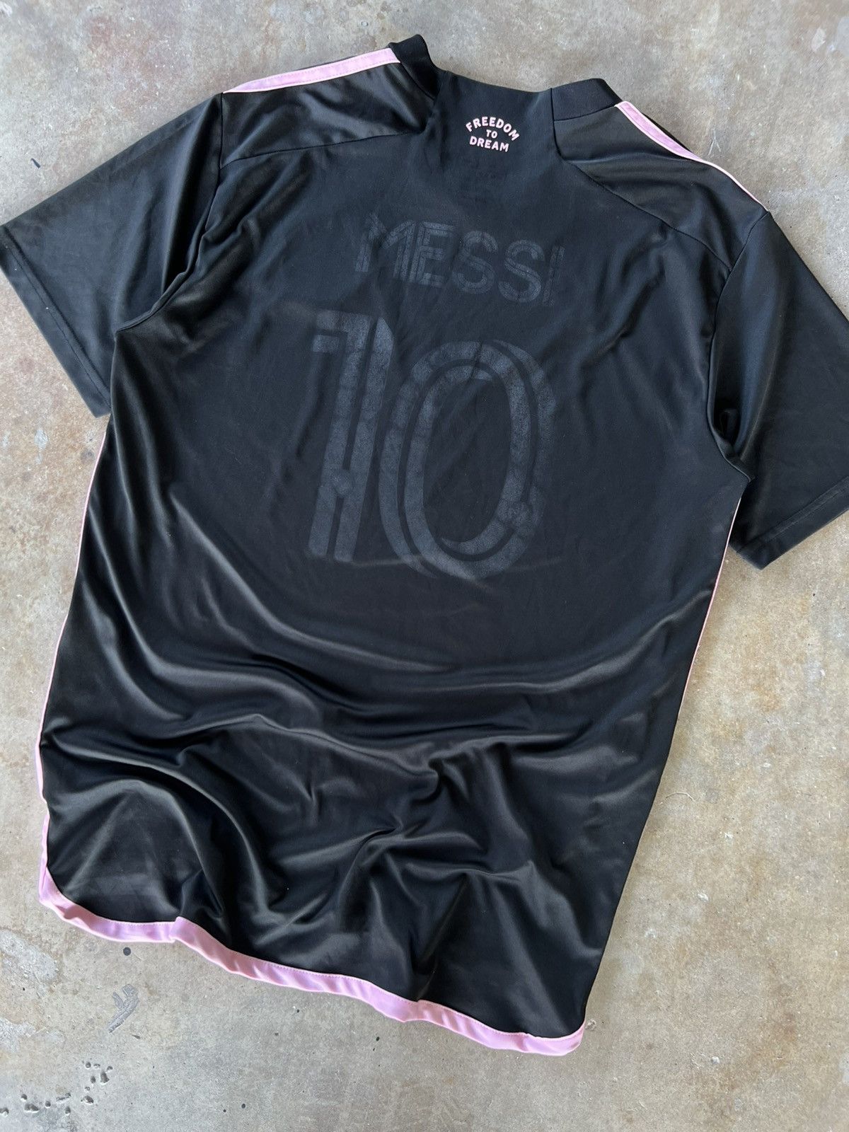 Adidas Adidas Inter Miami FC Messi Soccer Futbol Jersey Kit Size US L / EU 52-54 / 3 - 2 Thumbnail