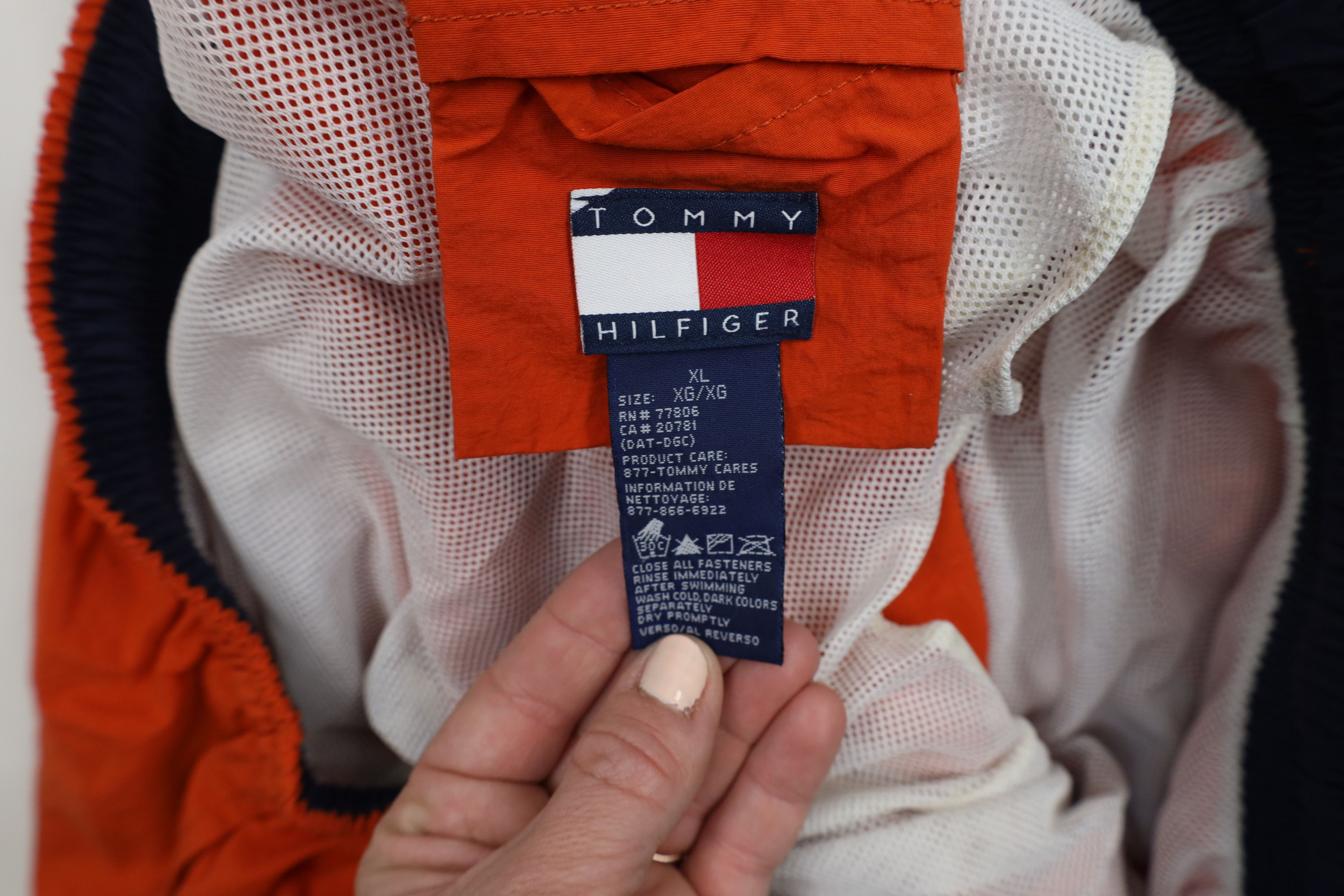 Tommy Hilfiger × Vintage Vintage 90s Tommy Hilfiger Above Knee Shorts Trunks Orange Size US 36 / EU 52 - 10 Thumbnail