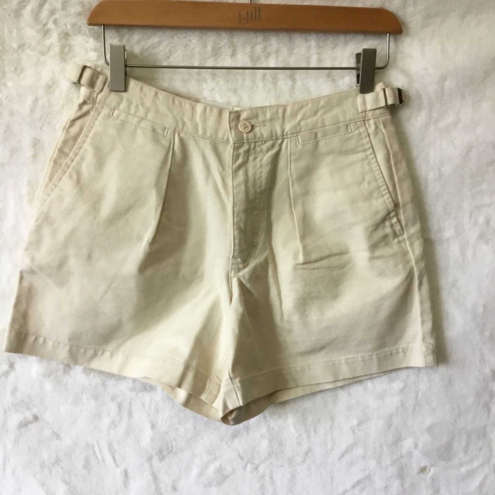 Tommy Hilfiger Tommy Hilfiger Beige Classic Shorts Size 27" / US 4 / IT 40 - 1 Thumbnail
