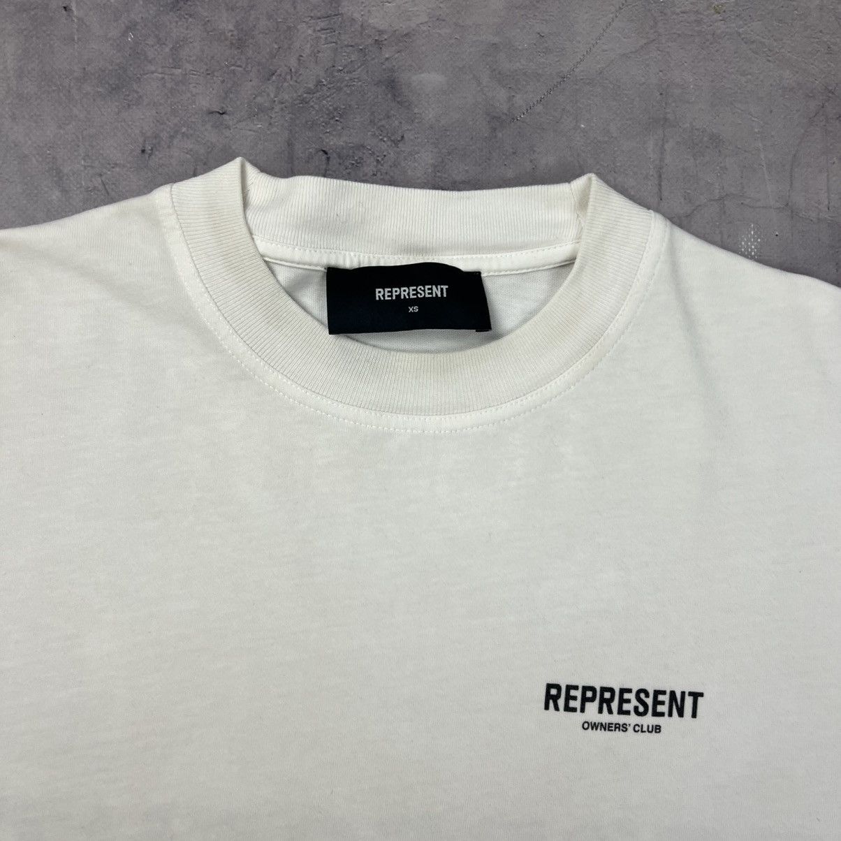 Represent Clo. Rare! Represent Luxury Big Logo Tee Size US M / EU 48-50 / 2 - 14 Thumbnail