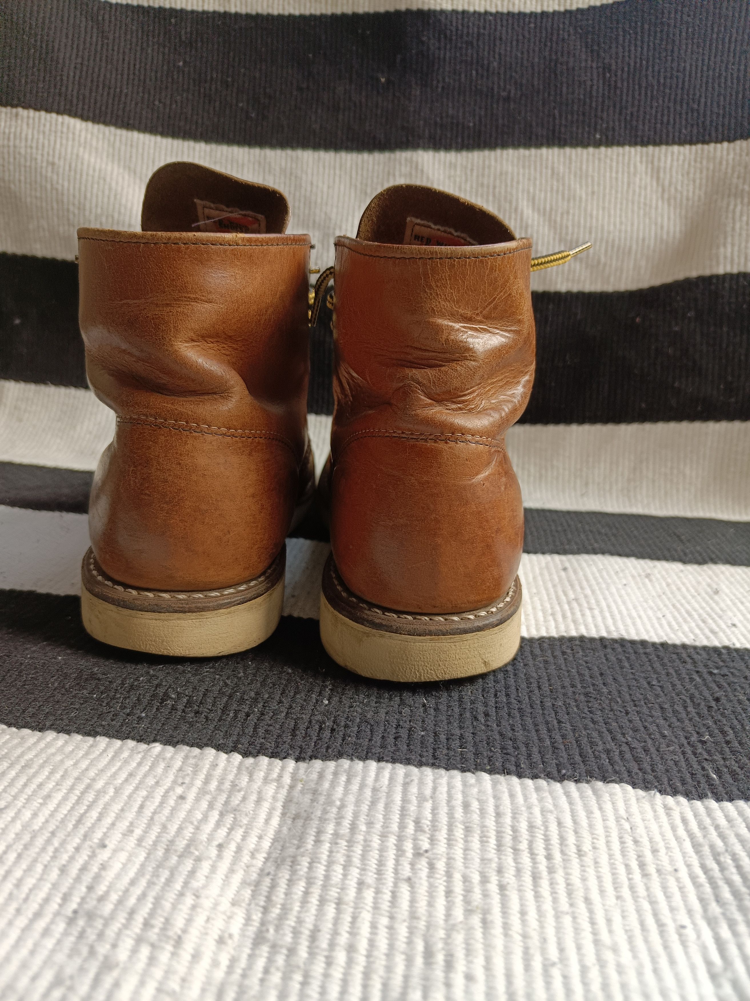 Red Wing Red Wing 9111 Heritage Classics Round Toe Boots Size US 8.5 / IT 38.5 - 2 Thumbnail
