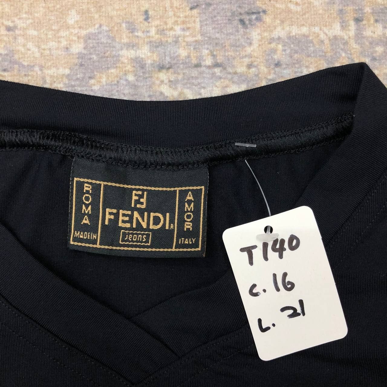 Fendi T140 FENDI STRETCHABLE TEE Size L / US 10 / IT 46 - 6 Thumbnail