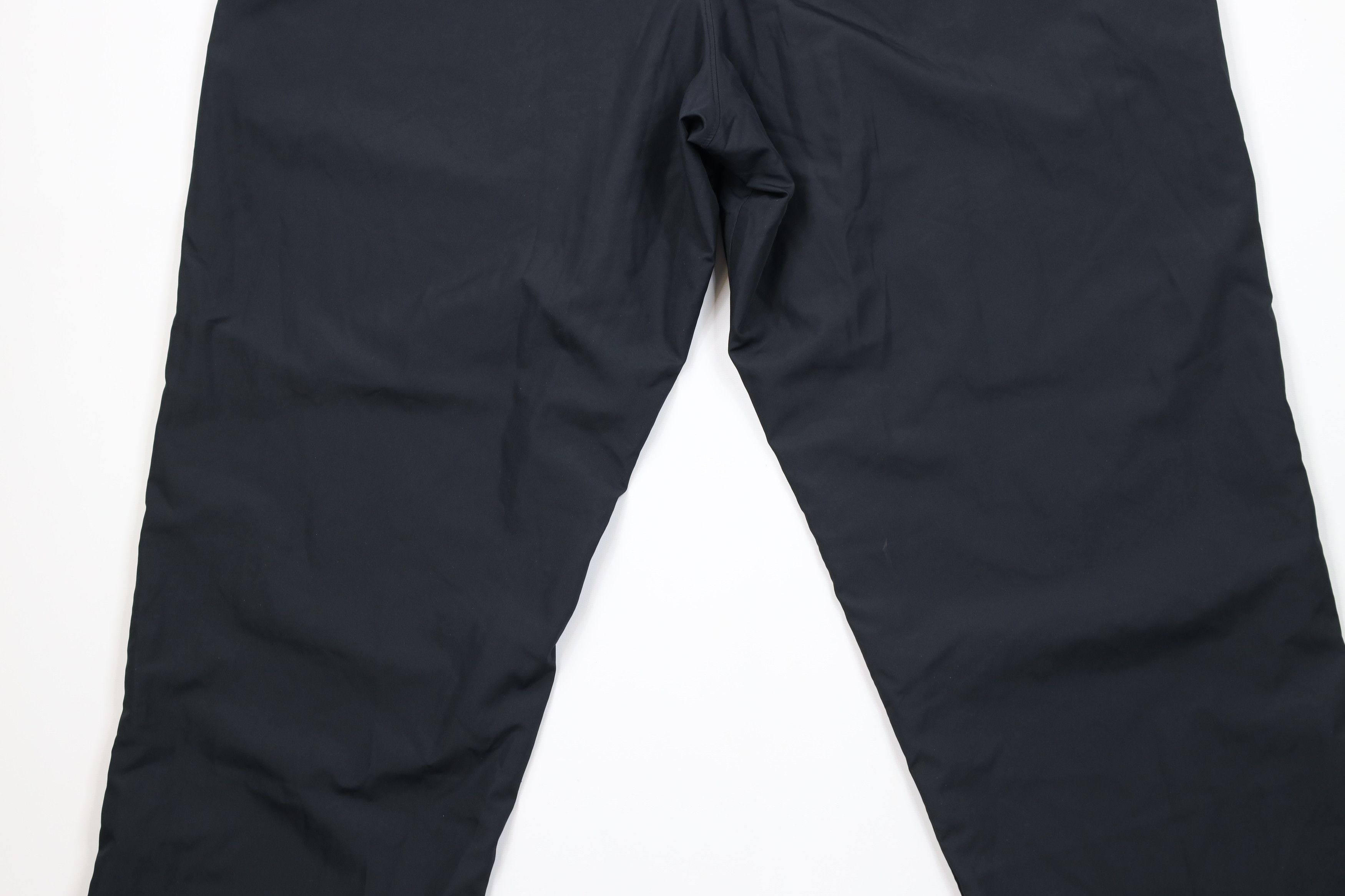 Under Armour Under Armour Fit Lined Wide Leg Reflective Windbreaker Pants Size US 40 / EU 56 - 13 Thumbnail