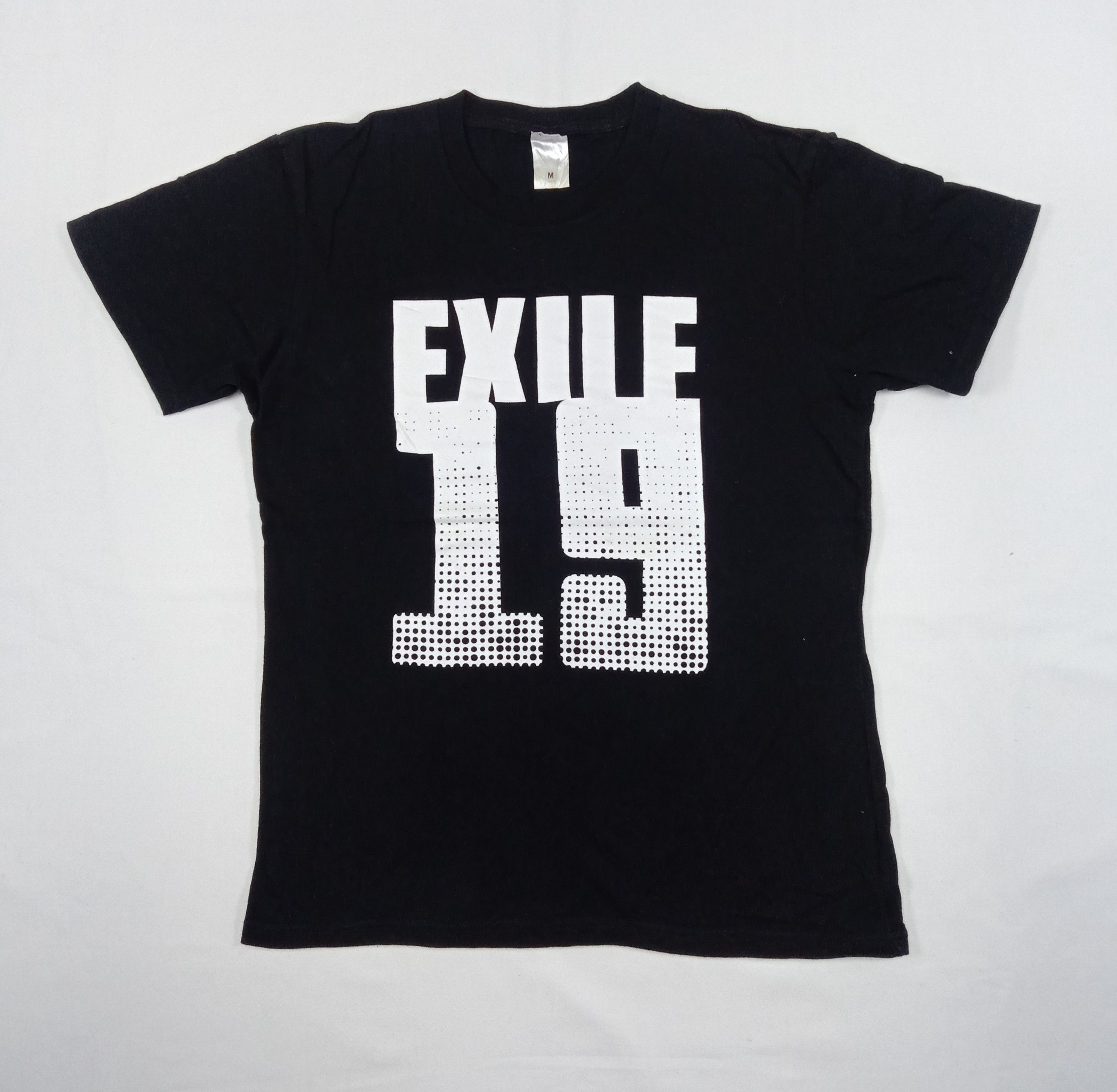 Band Tees Vintage Exile Amazing World Live Tour 2015 T Shirt Size US M / EU 48-50 / 2 - 1 Thumbnail