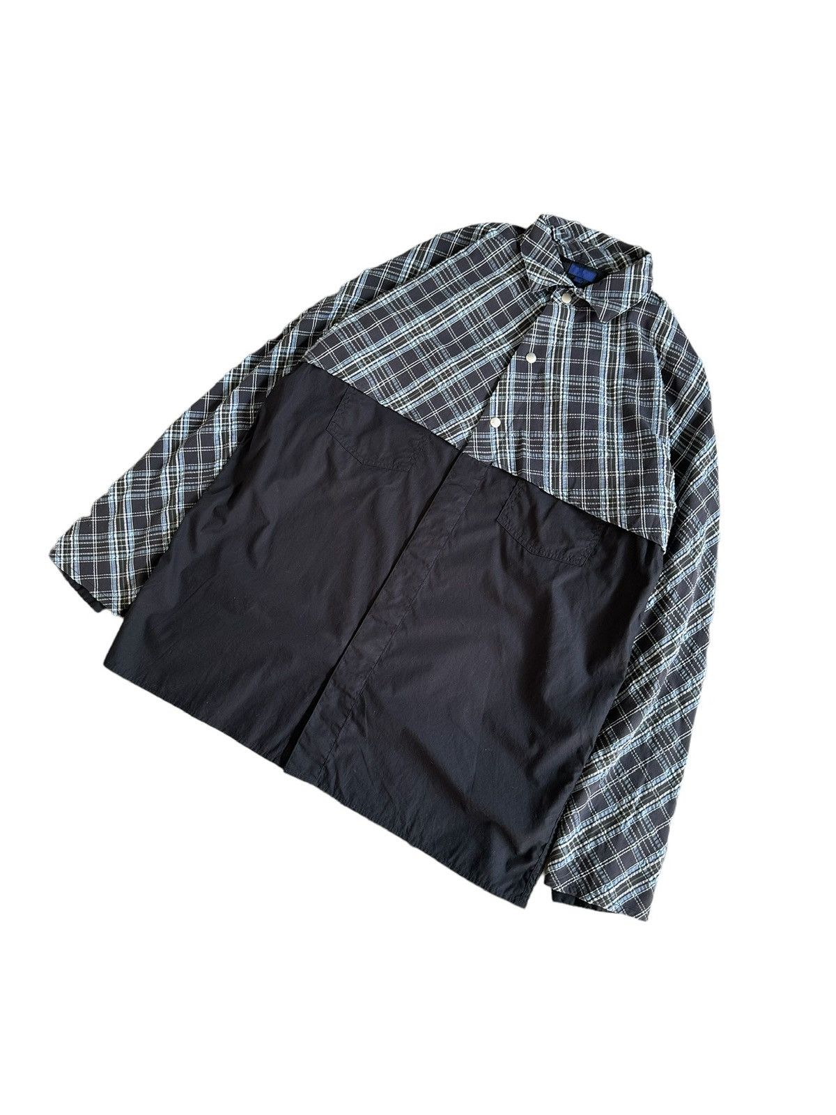 Beams Japan Y2k BEAMS layer cut snap button Size US L / EU 52-54 / 3 - 4 Thumbnail