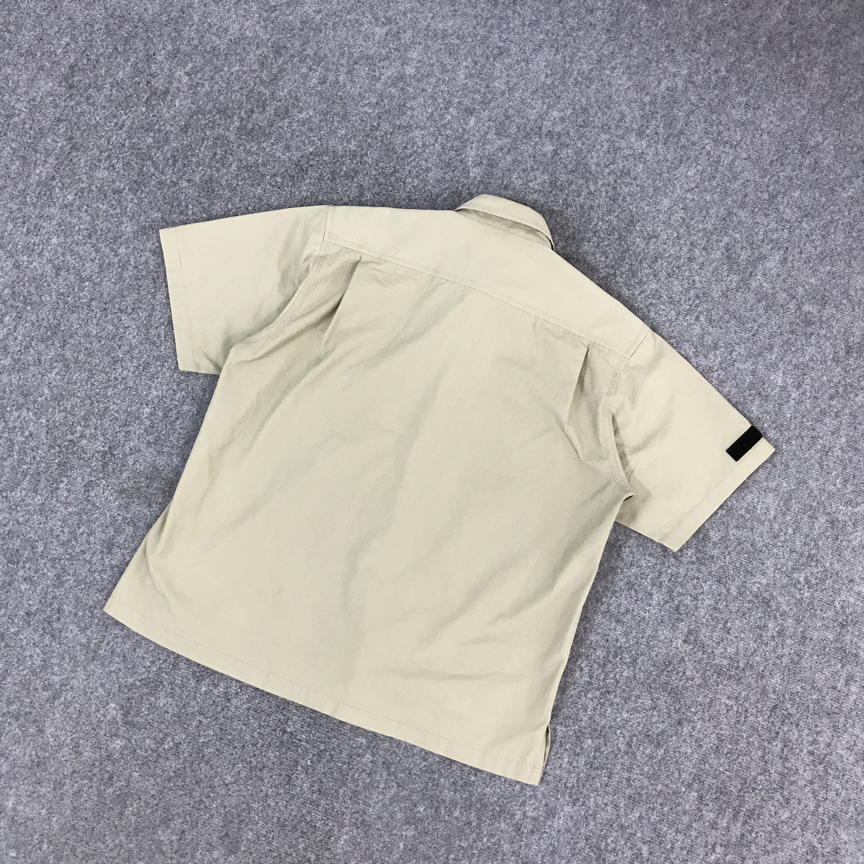 Japanese Brand DJ HONDA KHAKI WORKSHIRT BUTTON UP SHIRTS Size US M / EU 48-50 / 2 - 6 Thumbnail