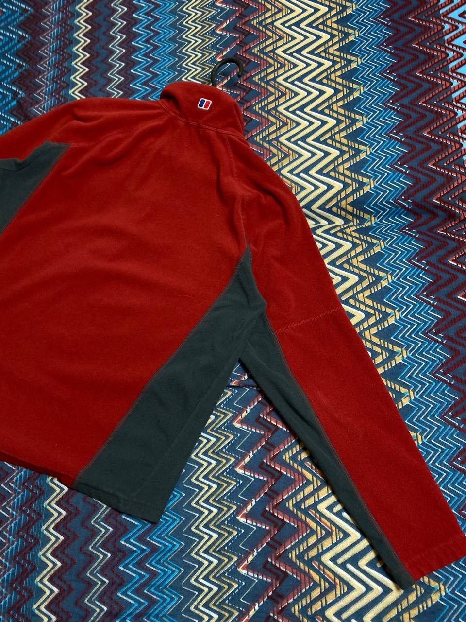 Berghaus sweatshirt Y2K streetwear Vintage Berghaus red logo Size US S / EU 44-46 / 1 - 15 Thumbnail