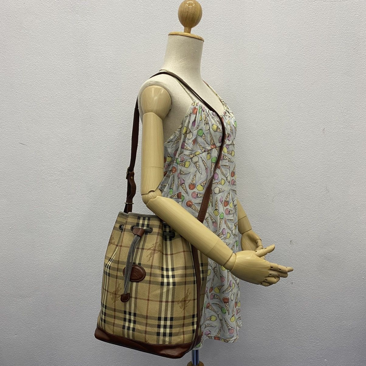Burberry ‼️LASTDROP‼️BURBERRY NOVA CHECK BUCKET DRAWSTRING SHOULDER BAG Size ONE SIZE - 1 Thumbnail