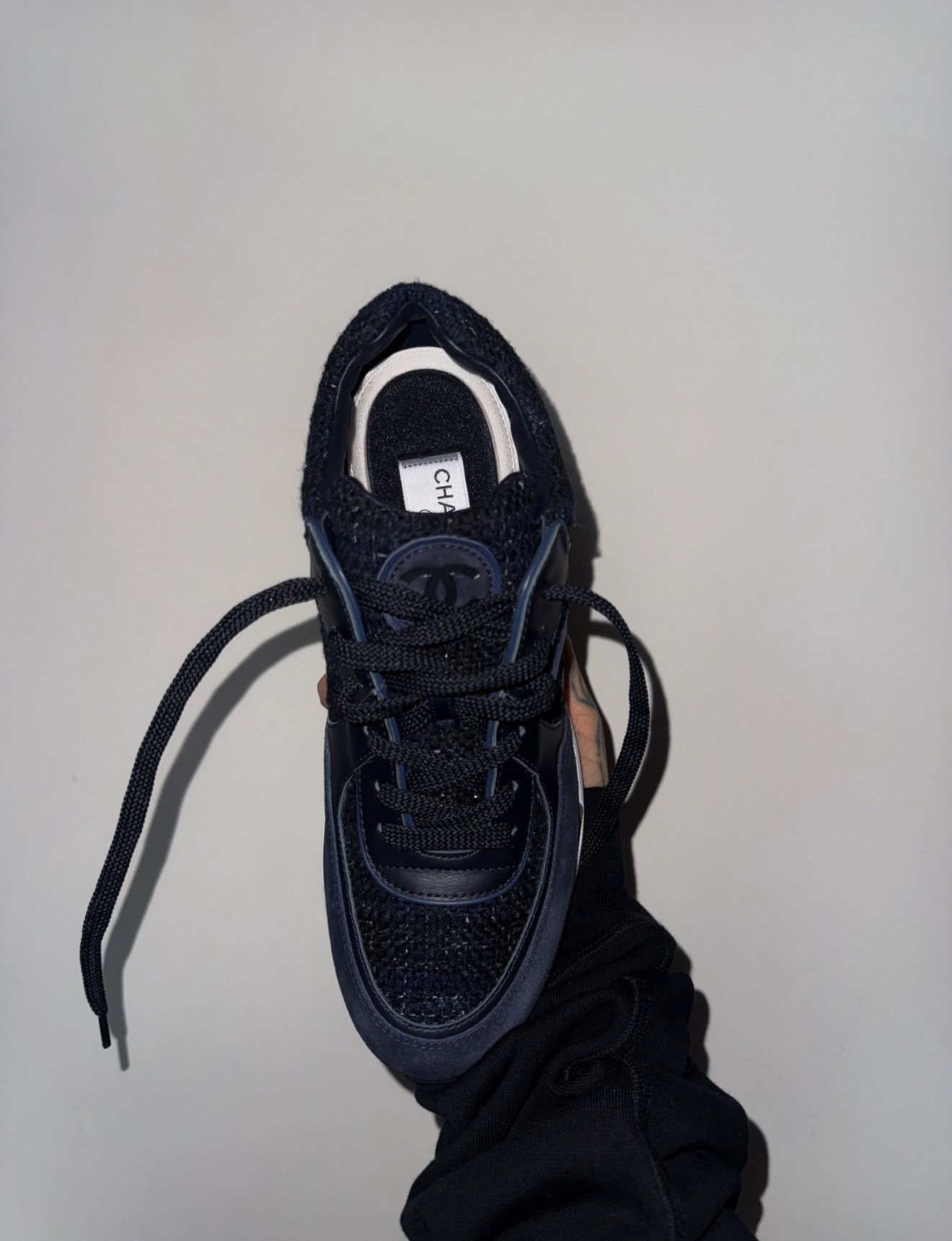 Chanel Chanel suede cc sneakers Size US 8 / EU 41 - 4 Thumbnail