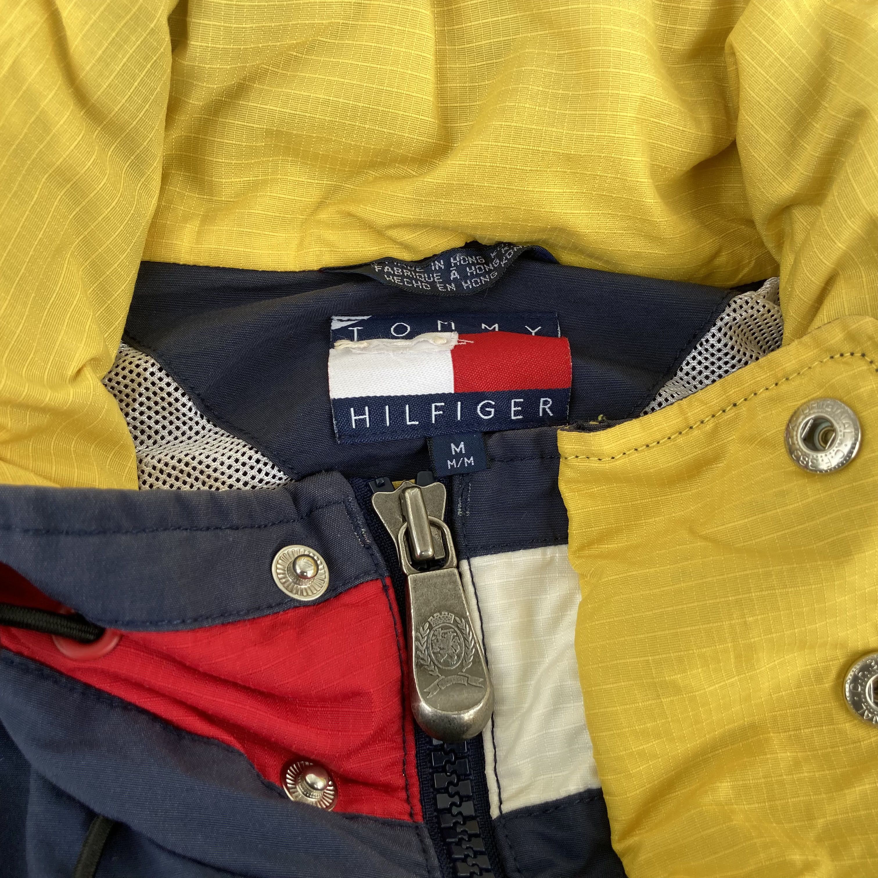 Tommy Hilfiger × Vintage Vtg Tommy hilfiger Hooded 90s Streetwear M Jacket Sweater Size US M / EU 48-50 / 2 - 4 Thumbnail