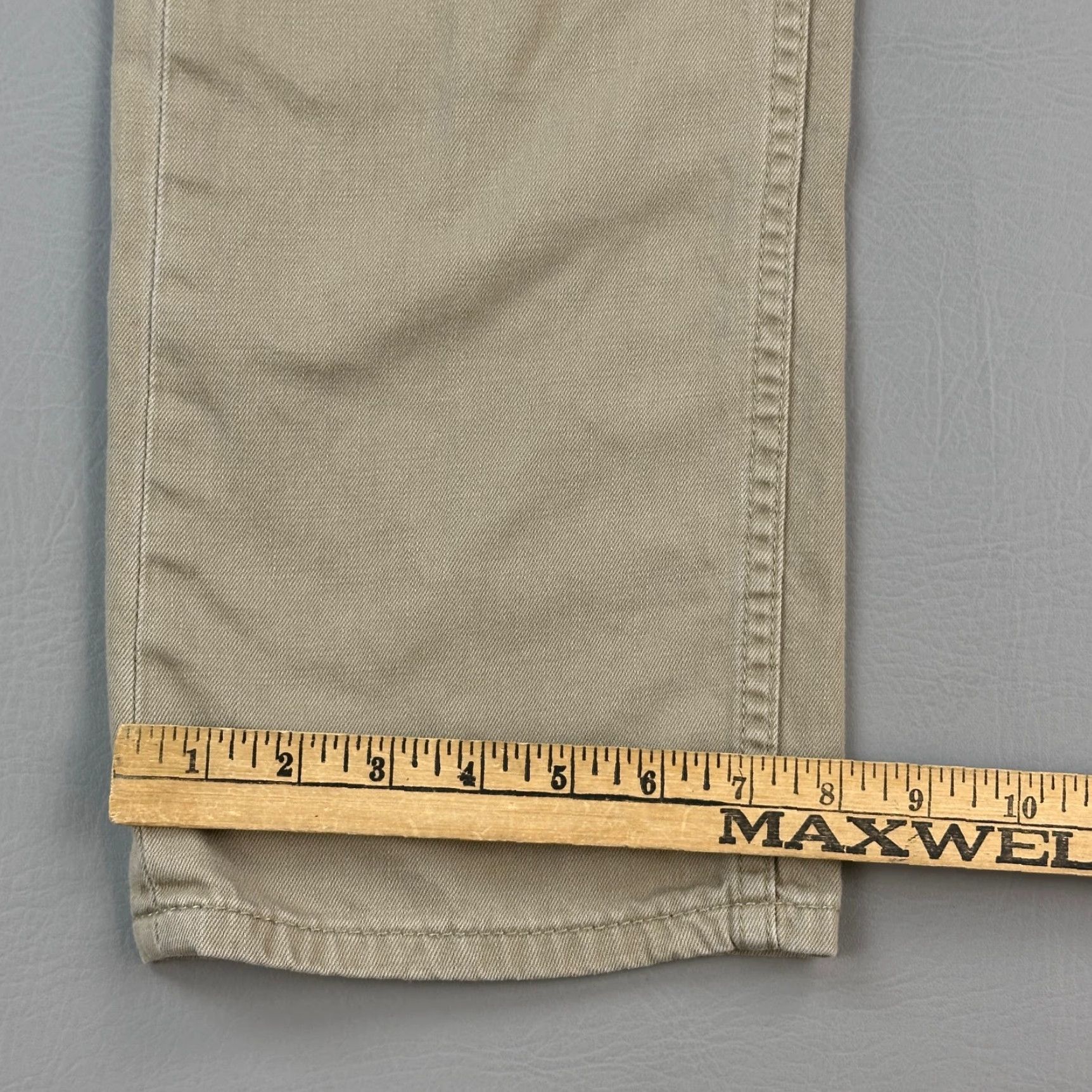 Levi's VINTAGE Levi's Pants Mens 33x32 33x31 Tan Regular Straight White Tab Casual Size US 33 - 4 Thumbnail