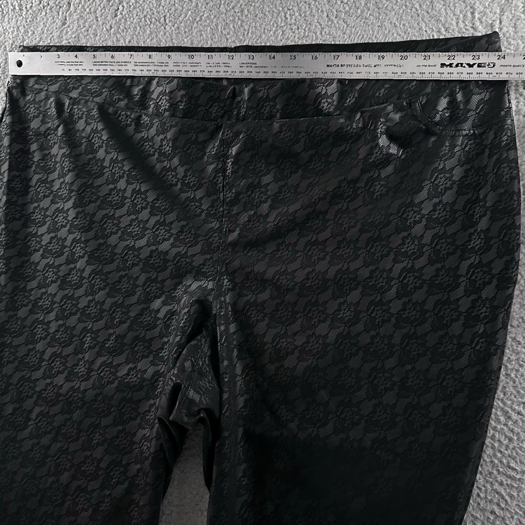 Torrid Torrid Leggings Black 5X Ankle Lace Floral Polyester Blend Womens Plus Pants Size 40" / US 18 - 5 Thumbnail