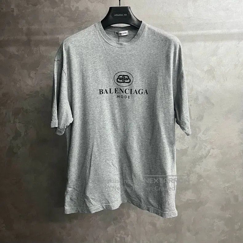 Balenciaga Balenciaga Gray Logo Print Crewneck T-Shirt. Size US XS / EU 42 / 0 - 1 Thumbnail