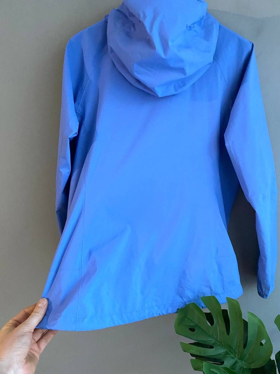 Montane Montane Minimus Women's Lite Waterproof Hooded Jacket M/UK12 Size M / US 6-8 / IT 42-44 - 16 Thumbnail