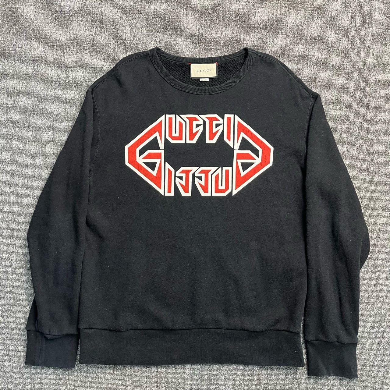 Gucci Gucci Black and red big logo sweatshirt 2501-Nextarrow Size US M / EU 48-50 / 2 - 1 Thumbnail