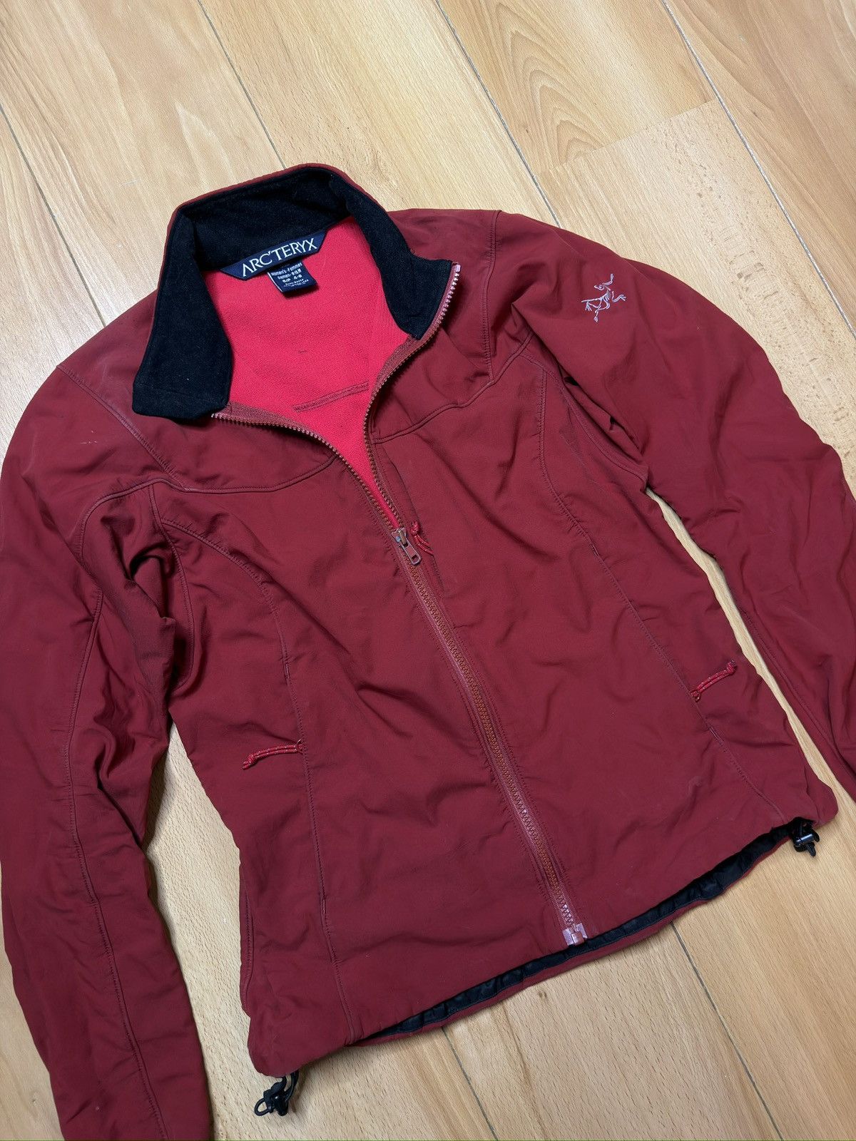 Arc'teryx Arcteryx red jacket softshell jacket Size S / US 4 / IT 40 - 1 Thumbnail