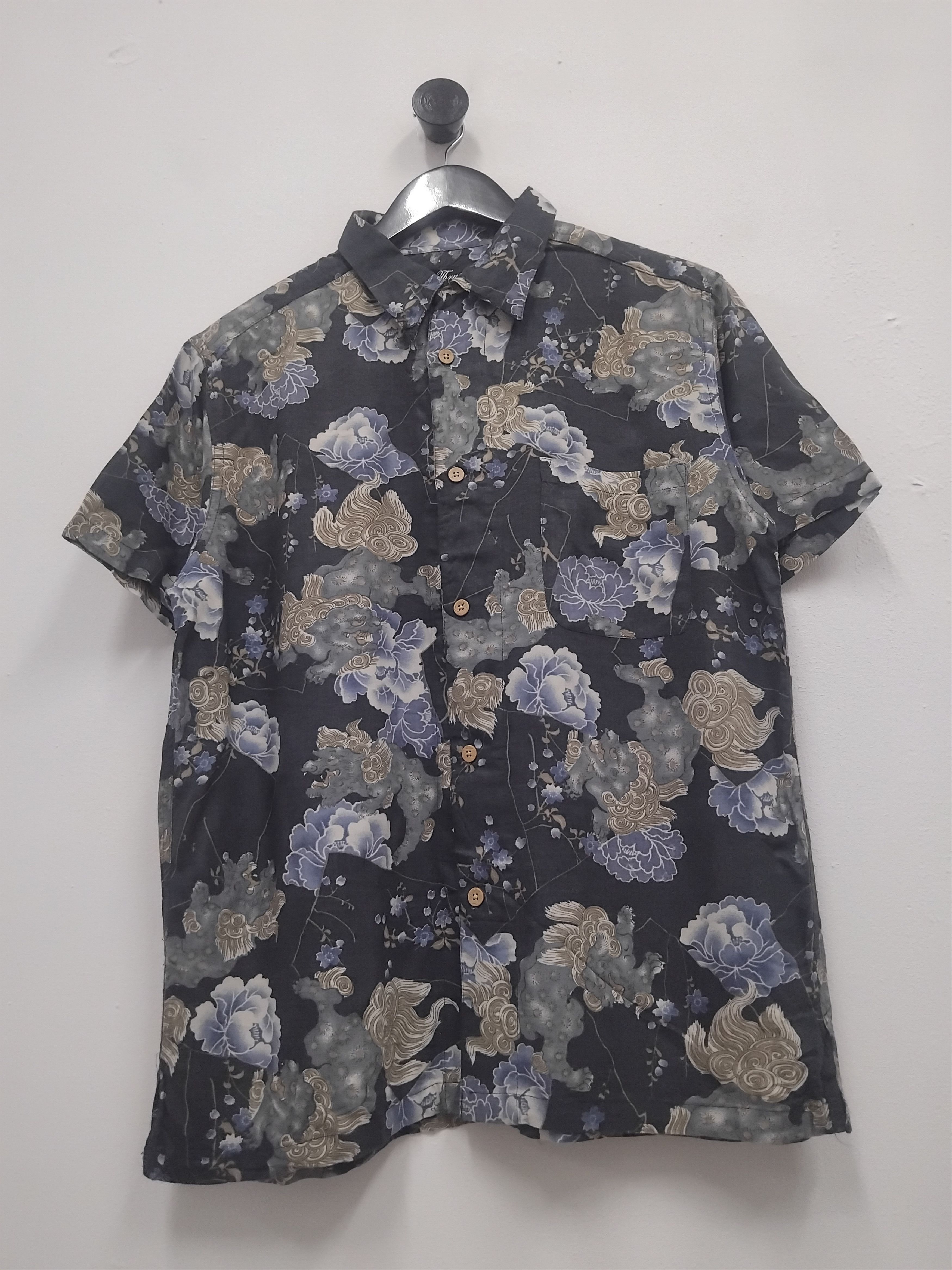 Japanese Brand 💥Thruxton japan tradition 100% rayon Hawaiian shirt Size US L / EU 52-54 / 3 - 5 Thumbnail