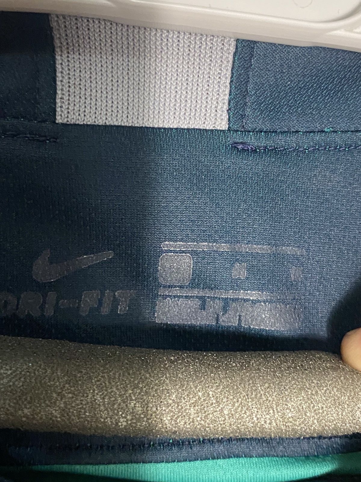 Nike 2018/2019 Tottenham Hotspur Nike Soccer Jersey Third AIA Size US M / EU 48-50 / 2 - 3 Thumbnail
