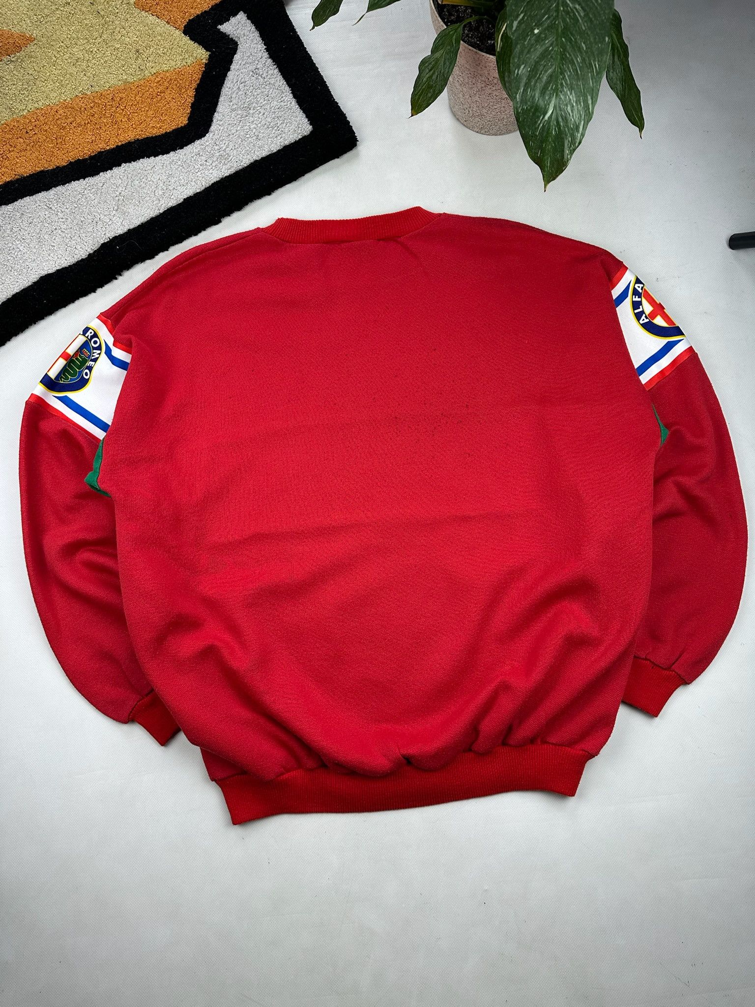 Vintage Vintage ALFA ROMEO Italian Luxury Brand Sweatshirts Size US XL / EU 56 / 4 - 5 Thumbnail